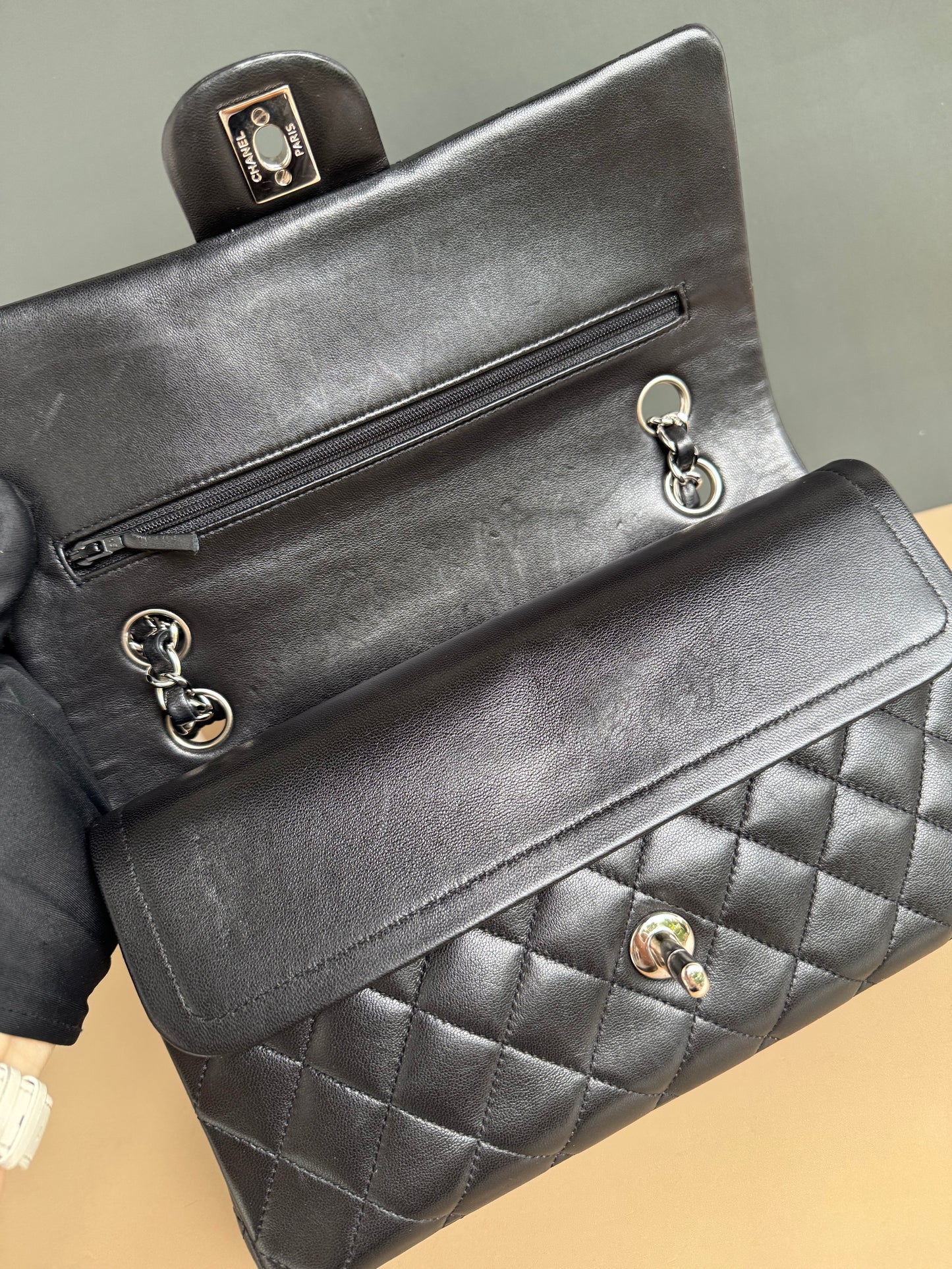 CHANEL CLASSIC MEDIUM DF