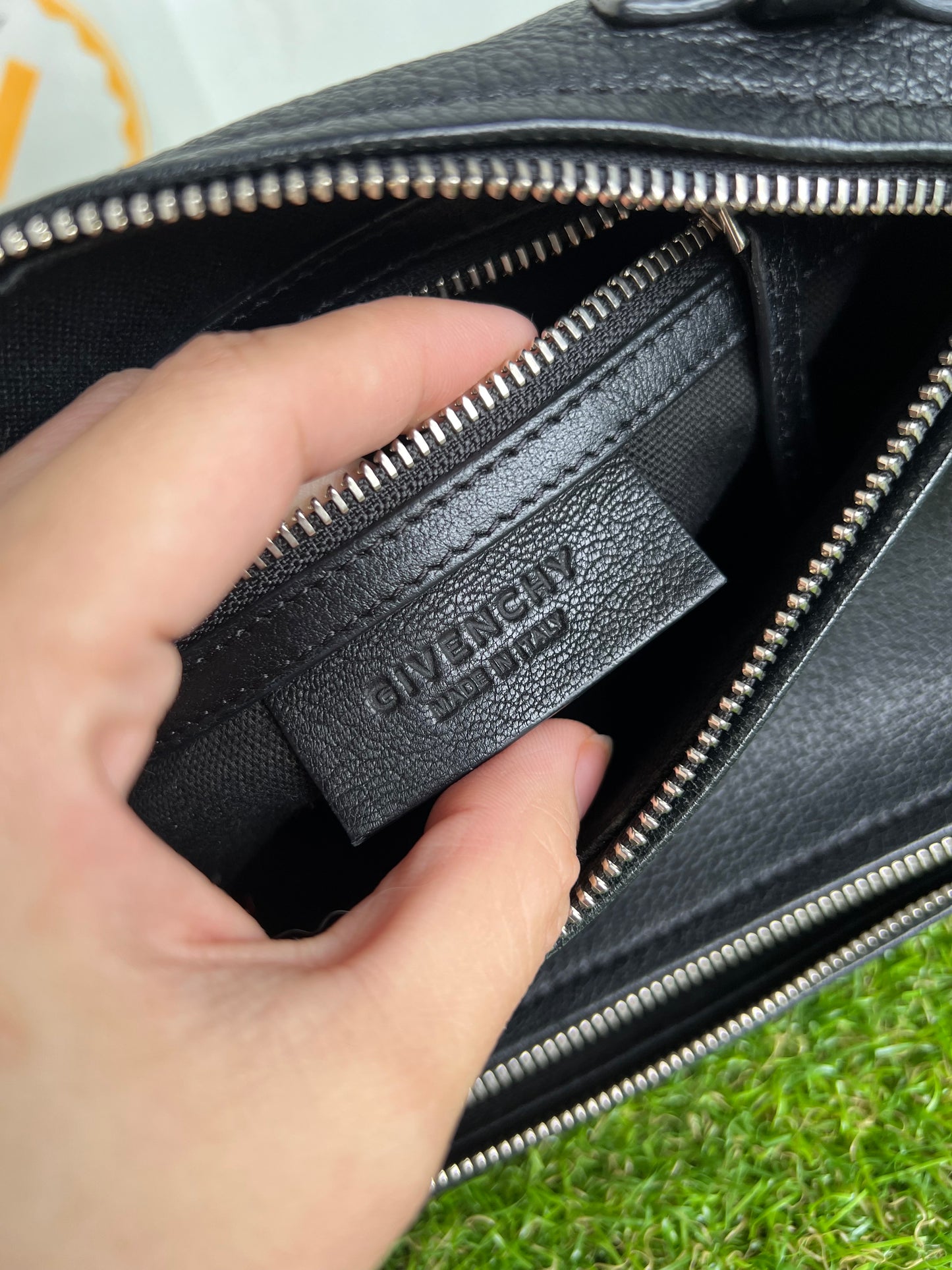 GIVENCHY MINI PANDORA