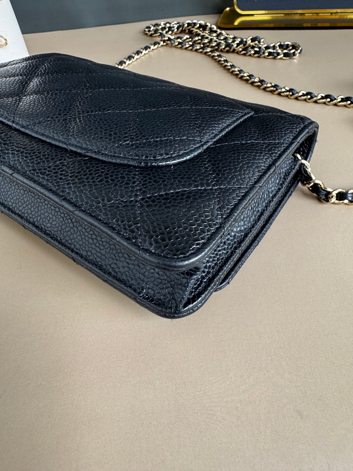 CHANEL WALLET ON CHAIN