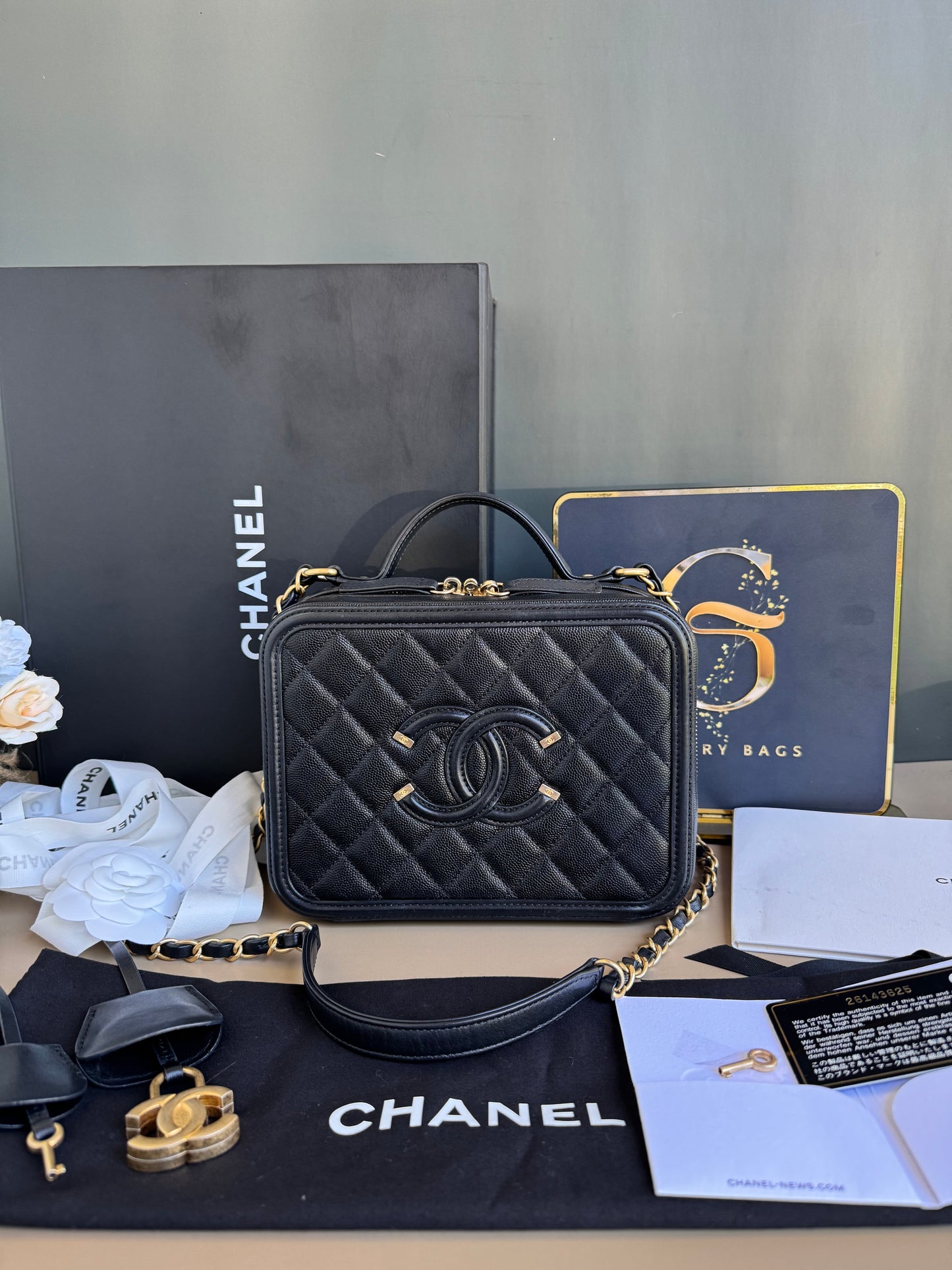 CHANEL VANITY SMALL