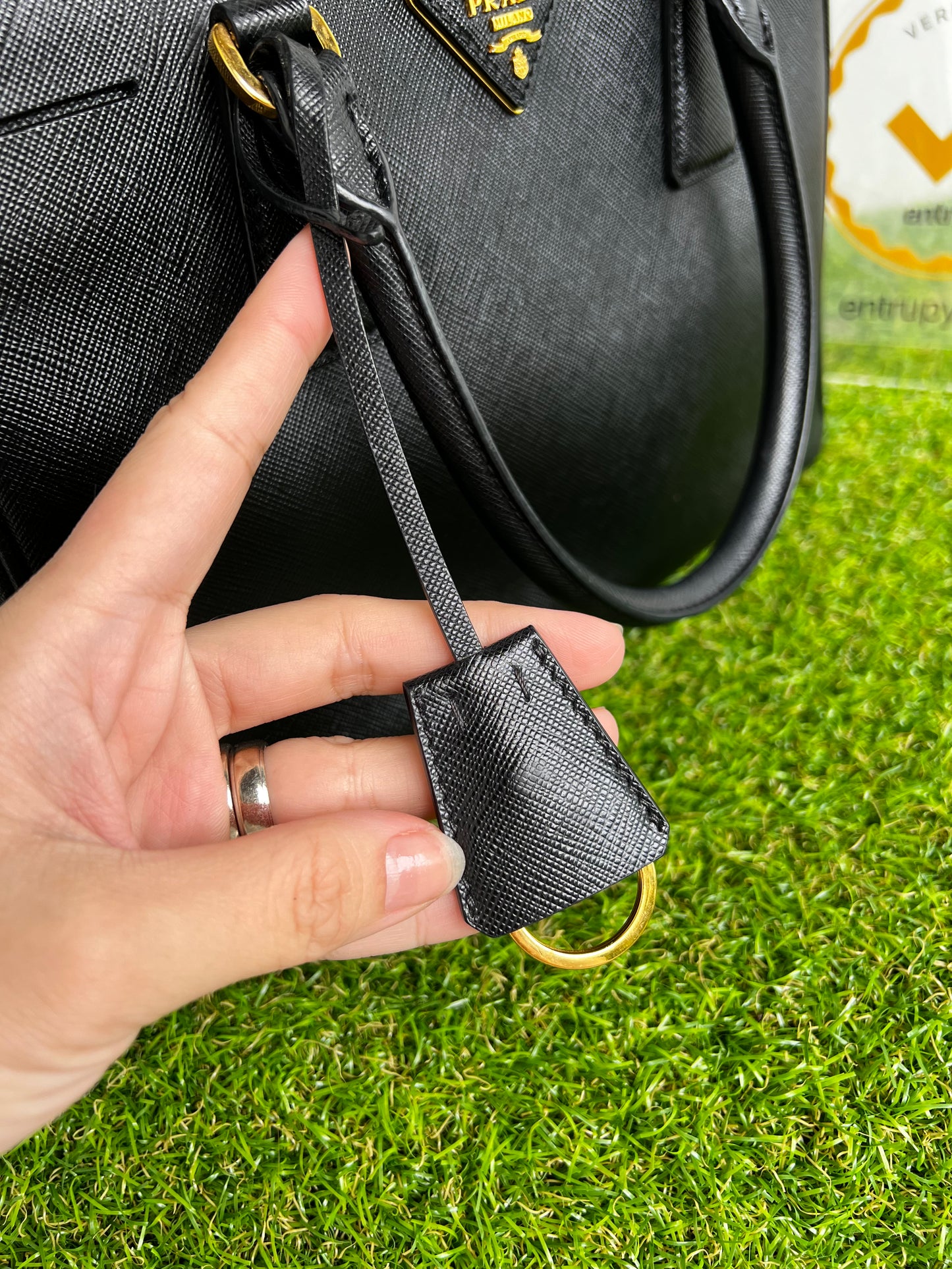 PRADA SAFFIANO LUX SMALL