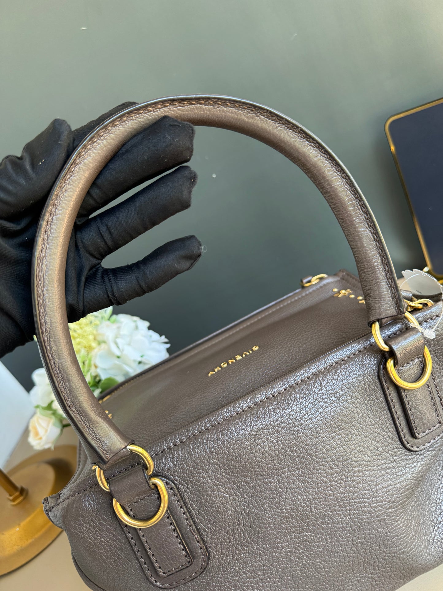 GIVENCHY SMALL PANDORA