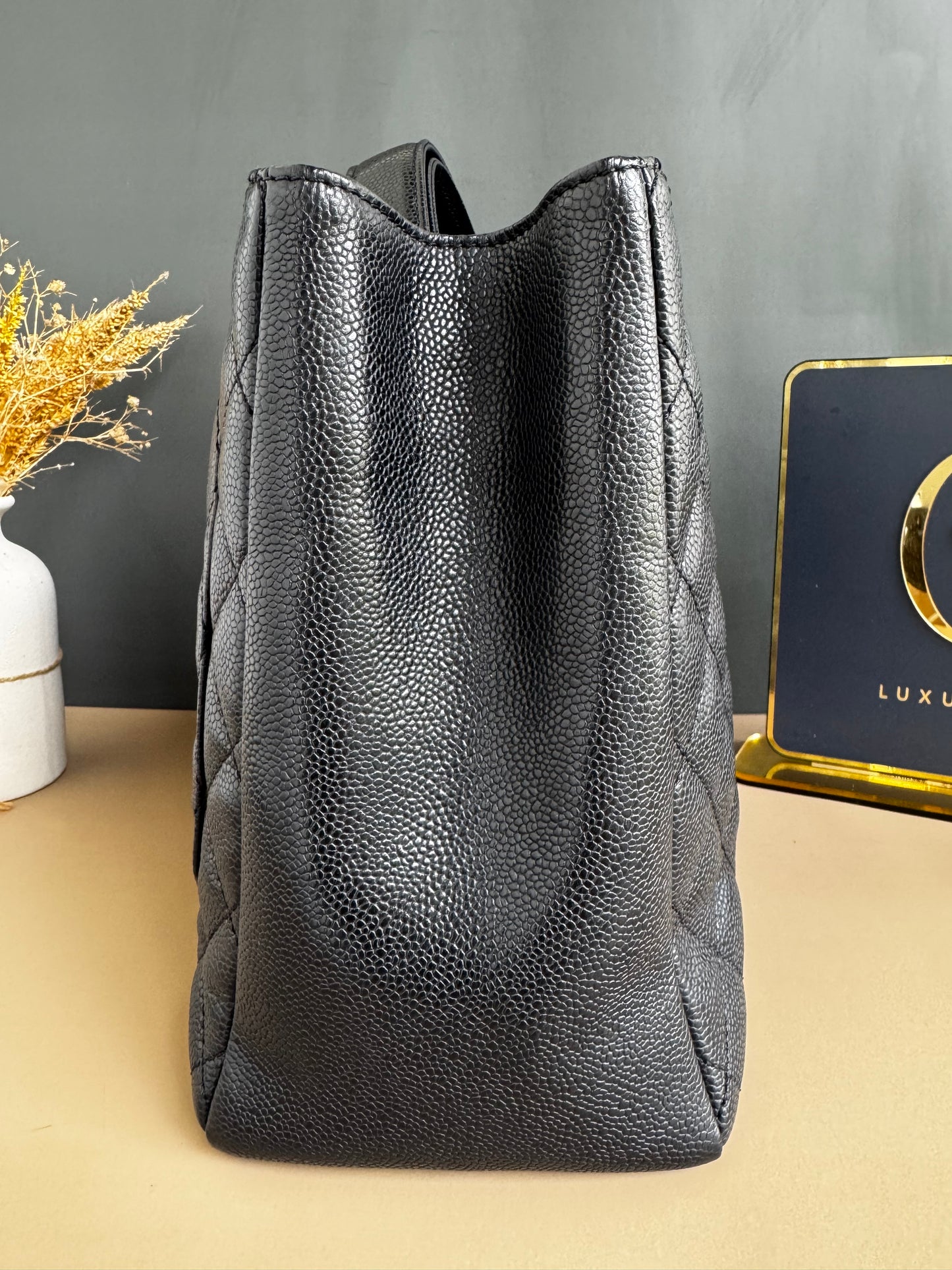 CHANEL GST BLACK