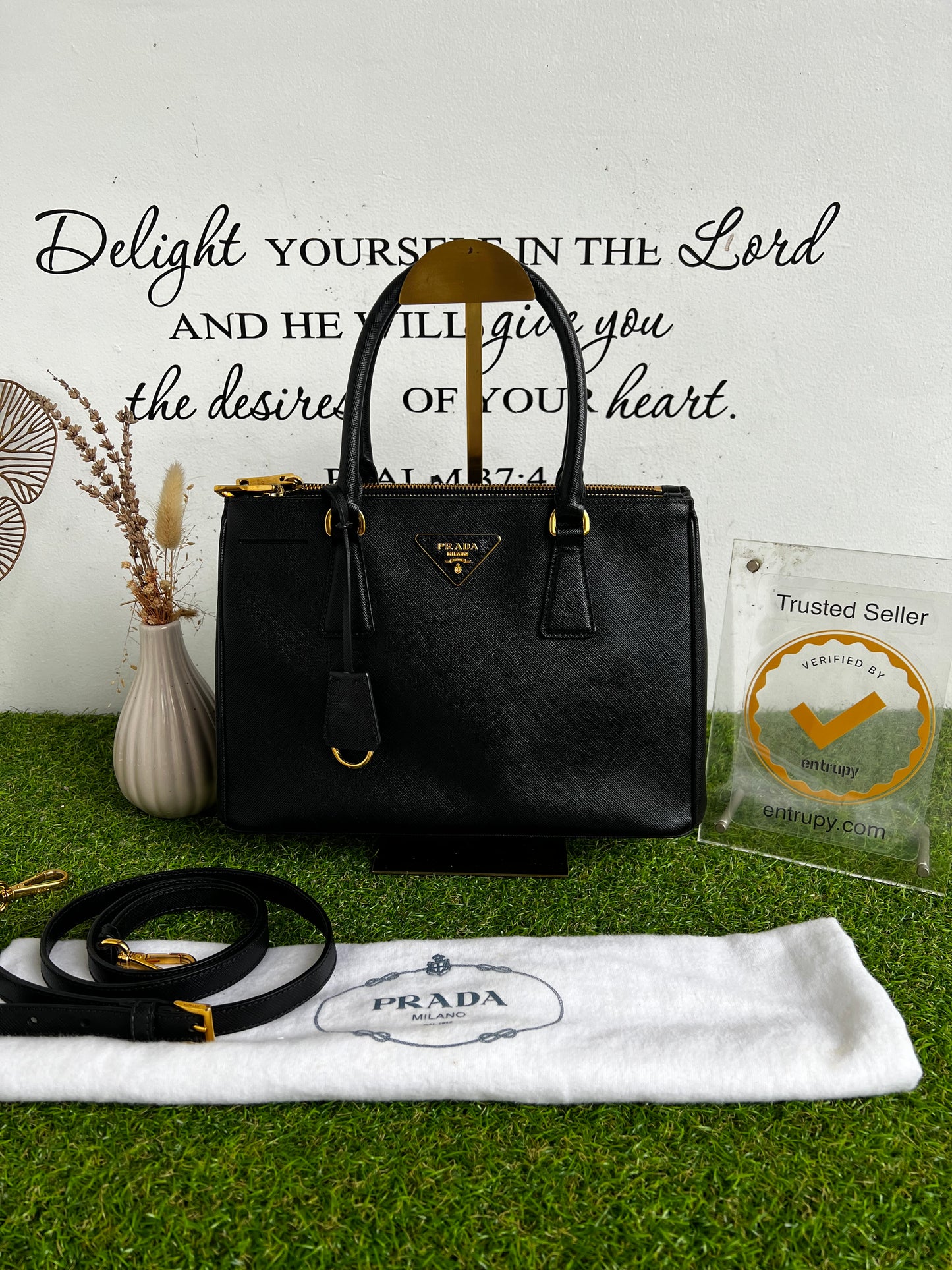 PRADA SAFFIANO LUX SMALL