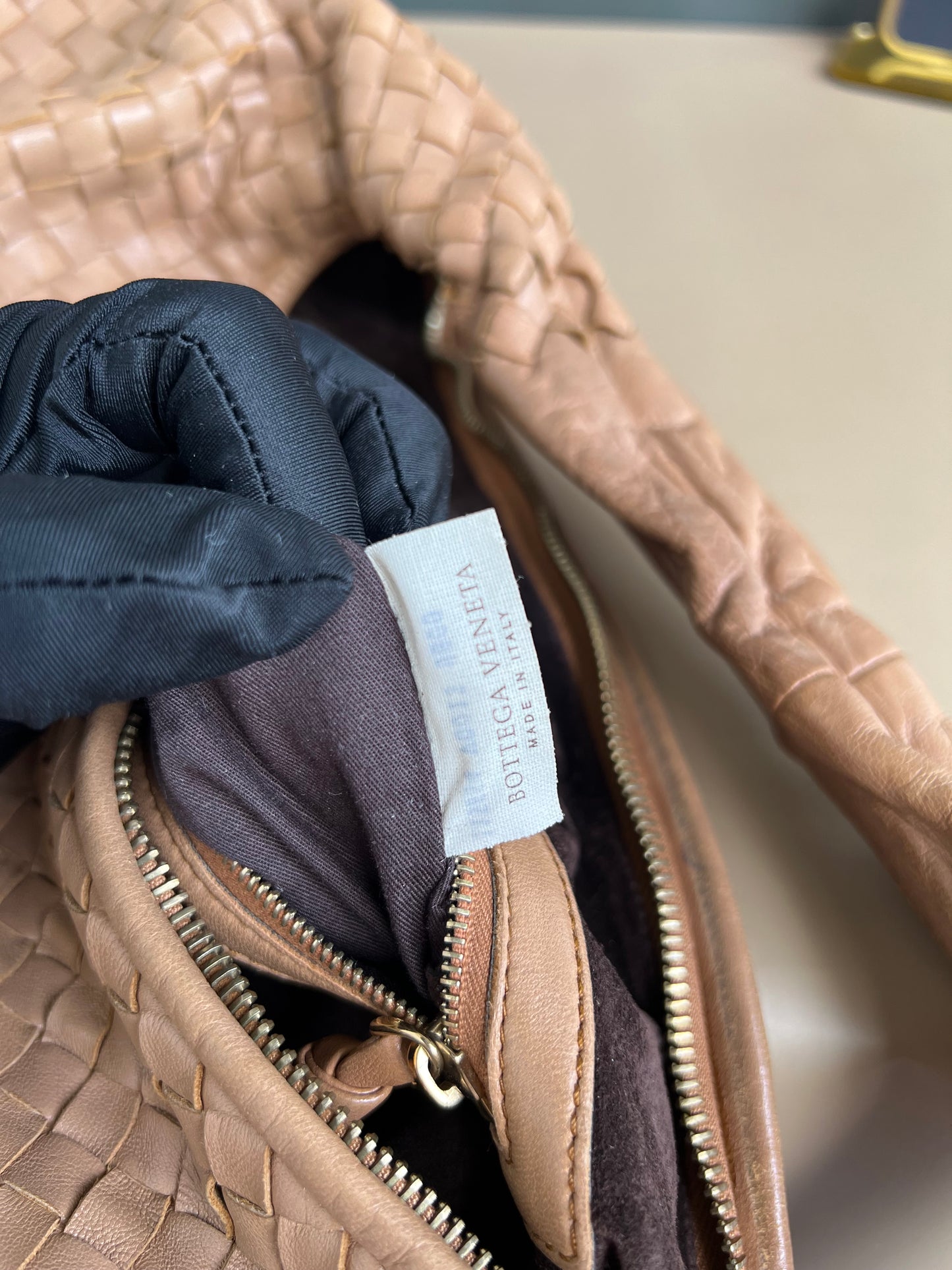 BOTTEGA VENETTA HOBO BAG