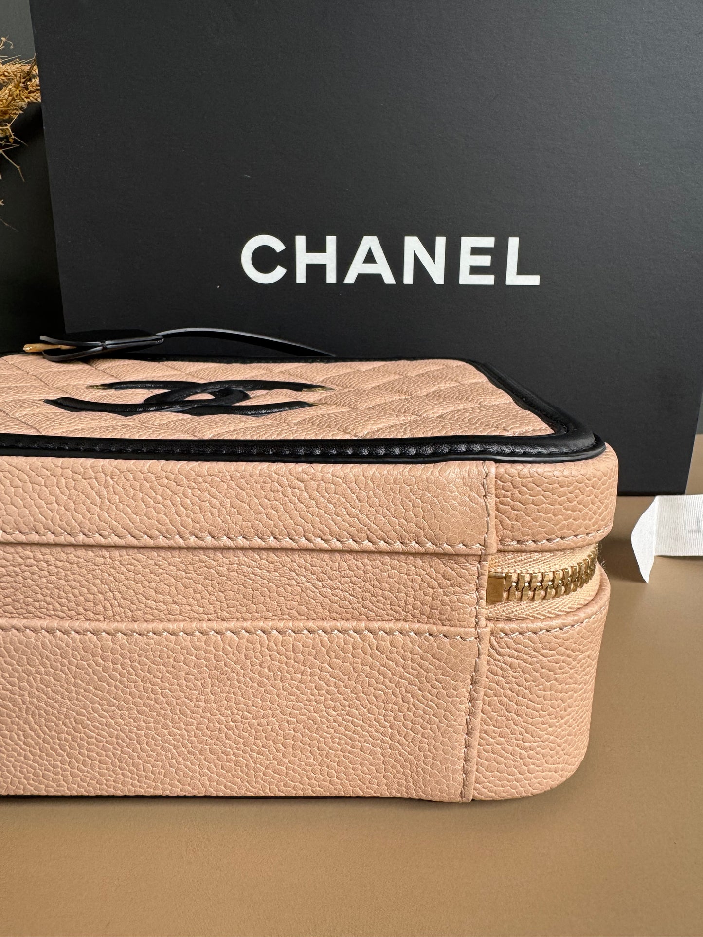 CHANEL FILIGREE VANITY