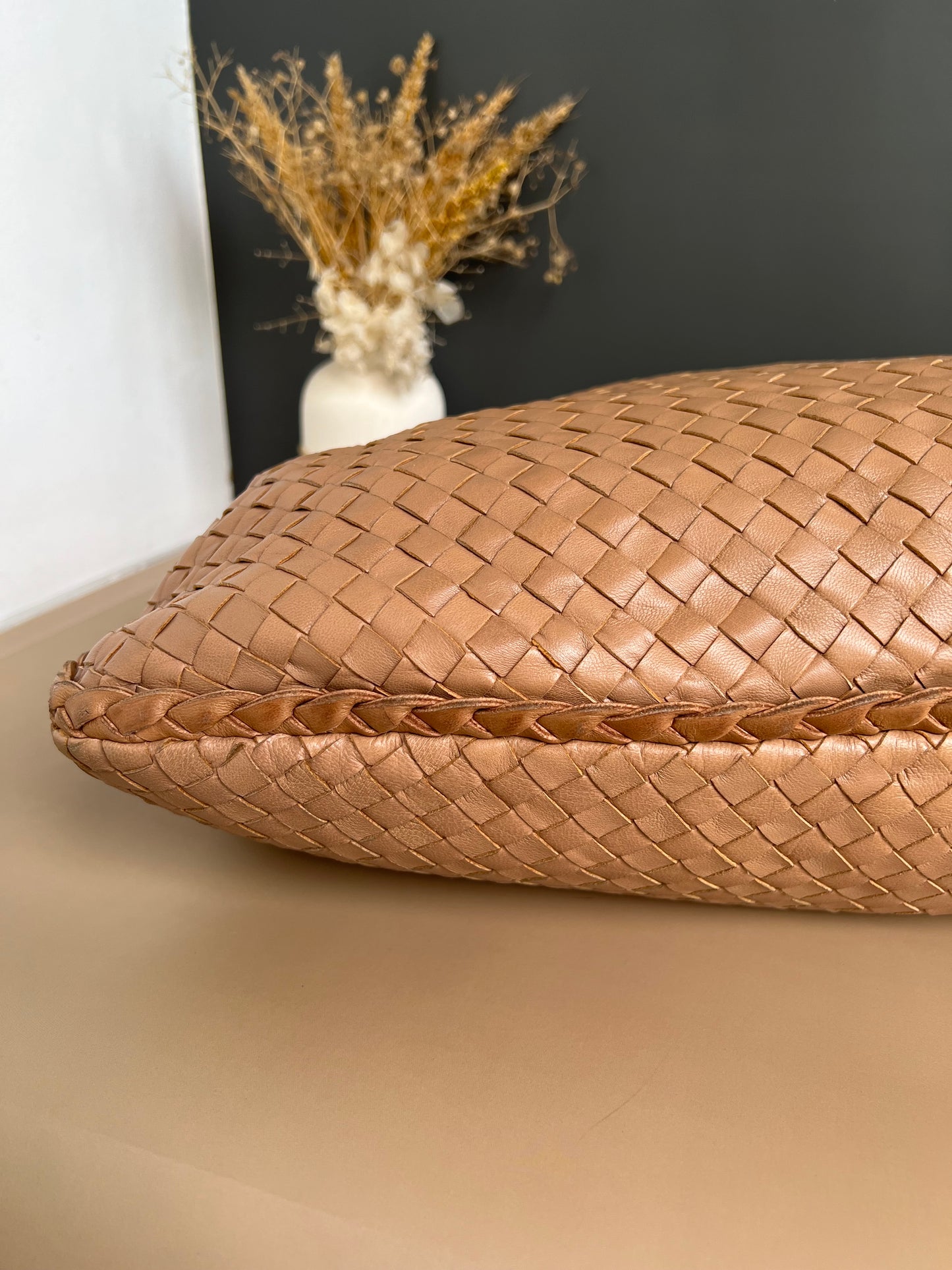 BOTTEGA VENETTA HOBO BAG