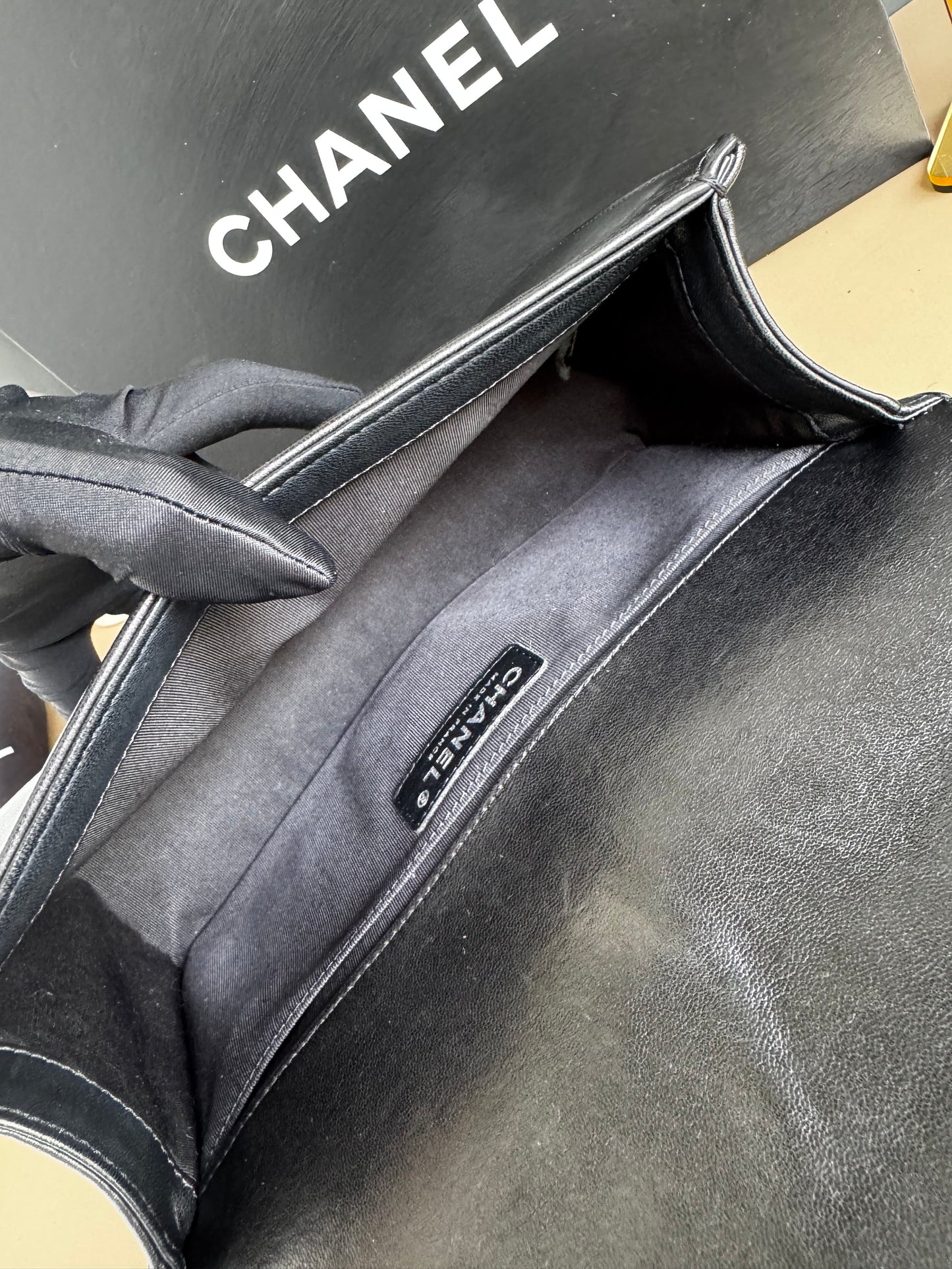 CHANEL LE BOY OLD MEDIUM