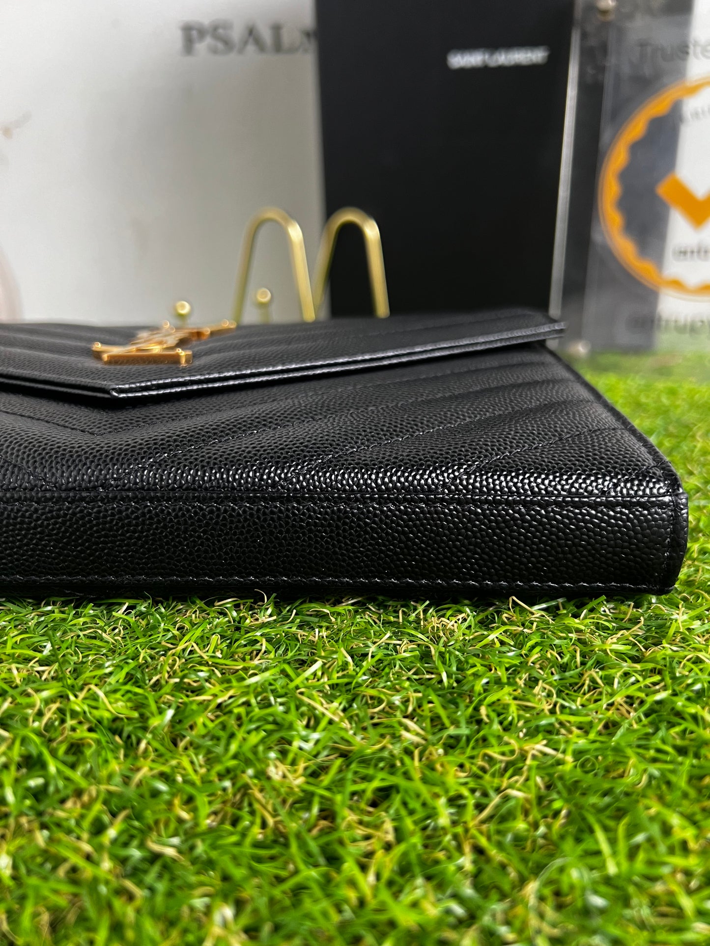 YSL WALLET ON CHAIN MEDIUM