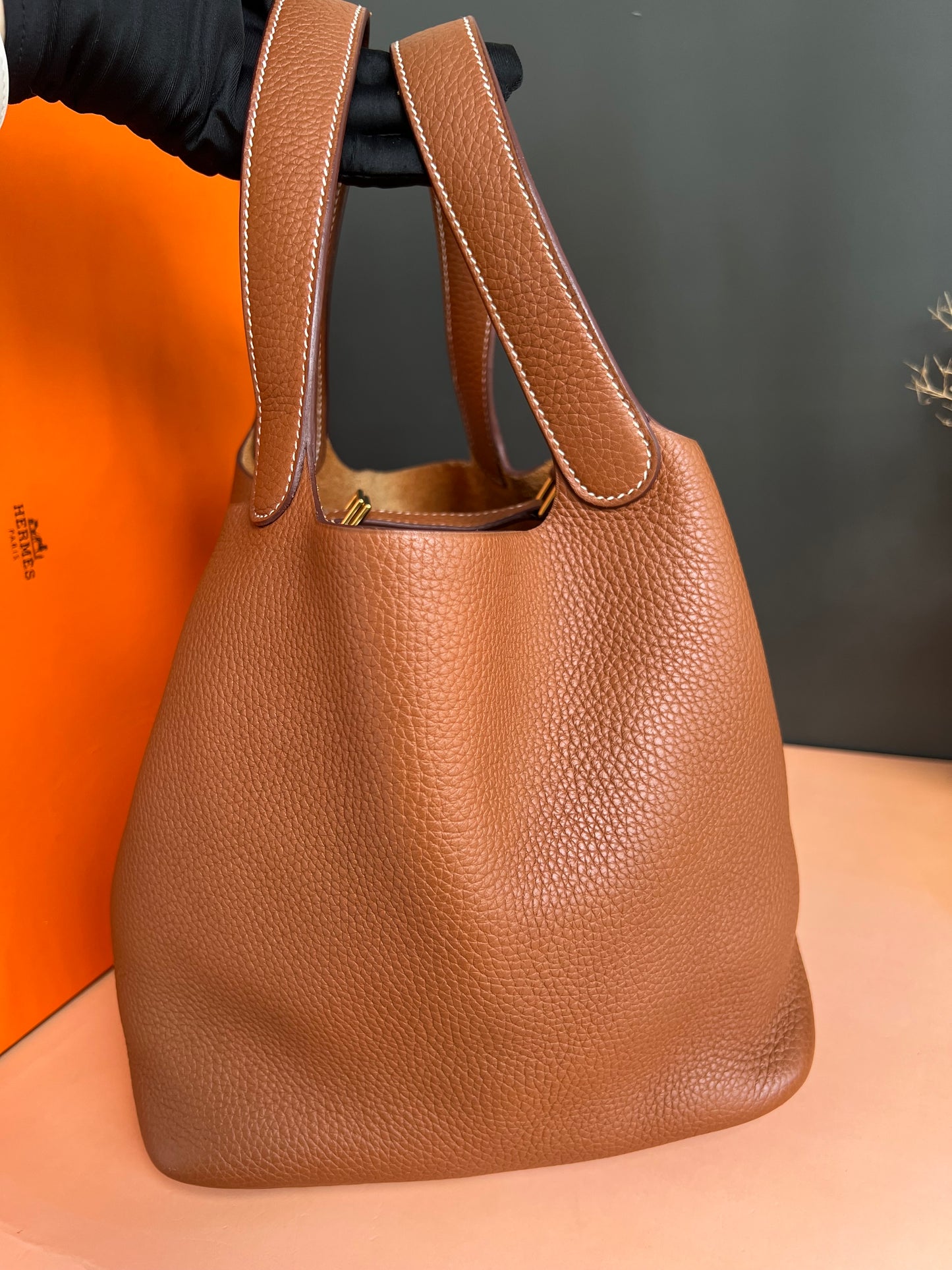 HERMES PICOTIN LOCK 22 BUCKET