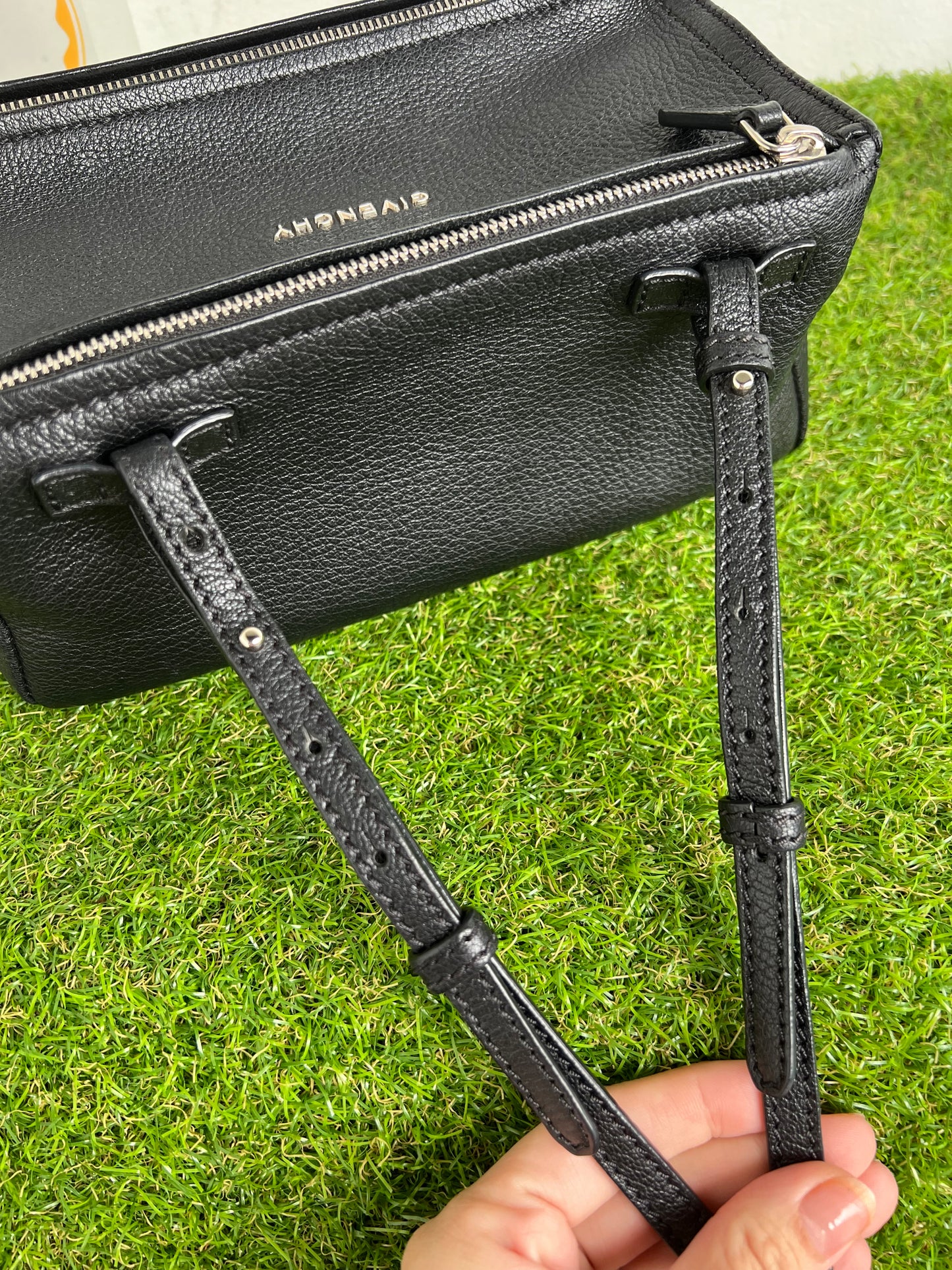 GIVENCHY MINI PANDORA
