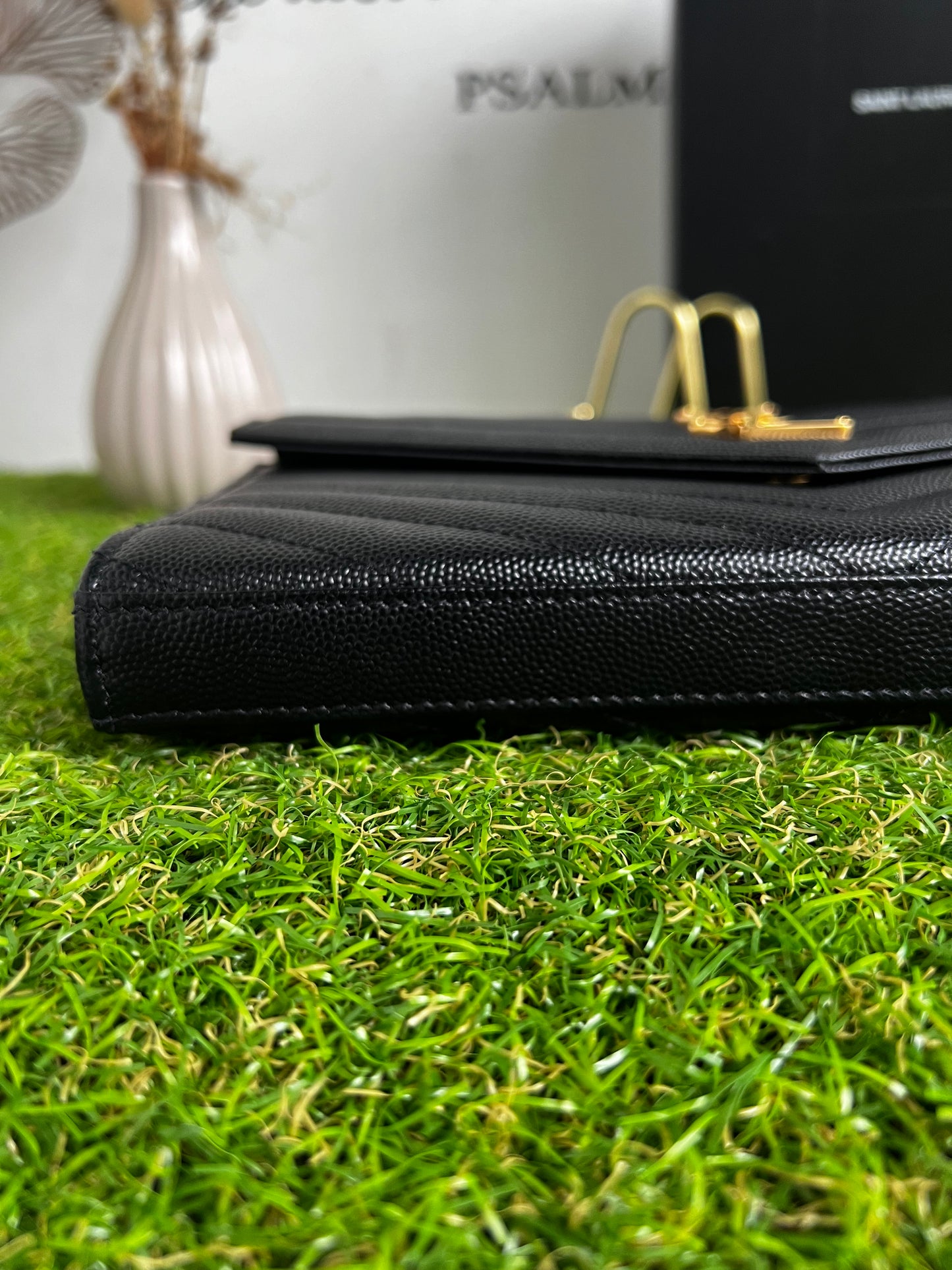 YSL WALLET ON CHAIN MEDIUM