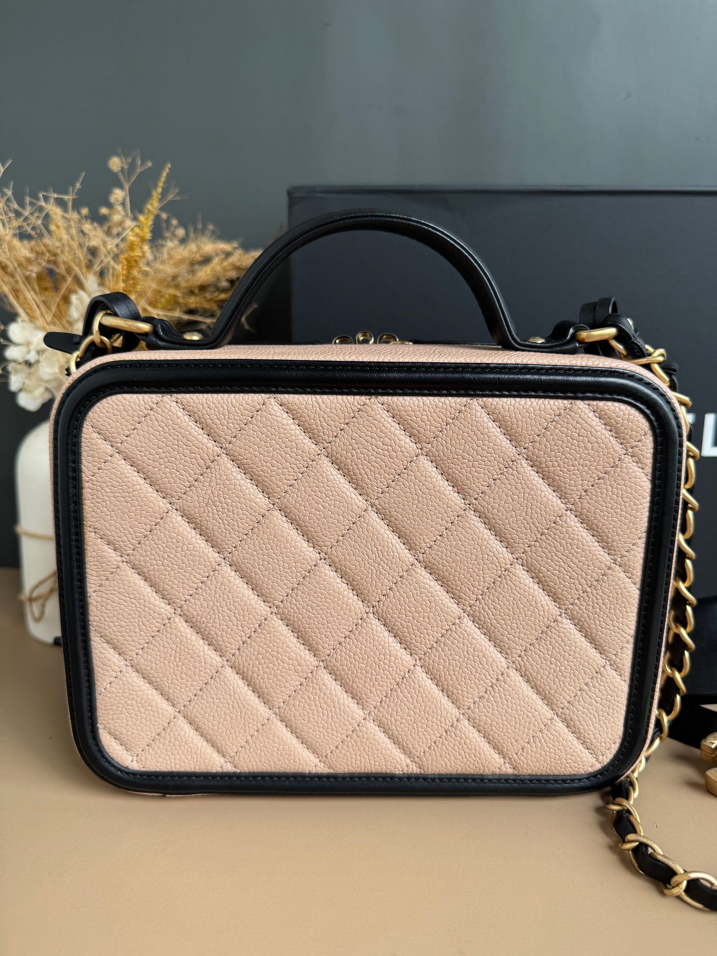 CHANEL FILIGREE VANITY