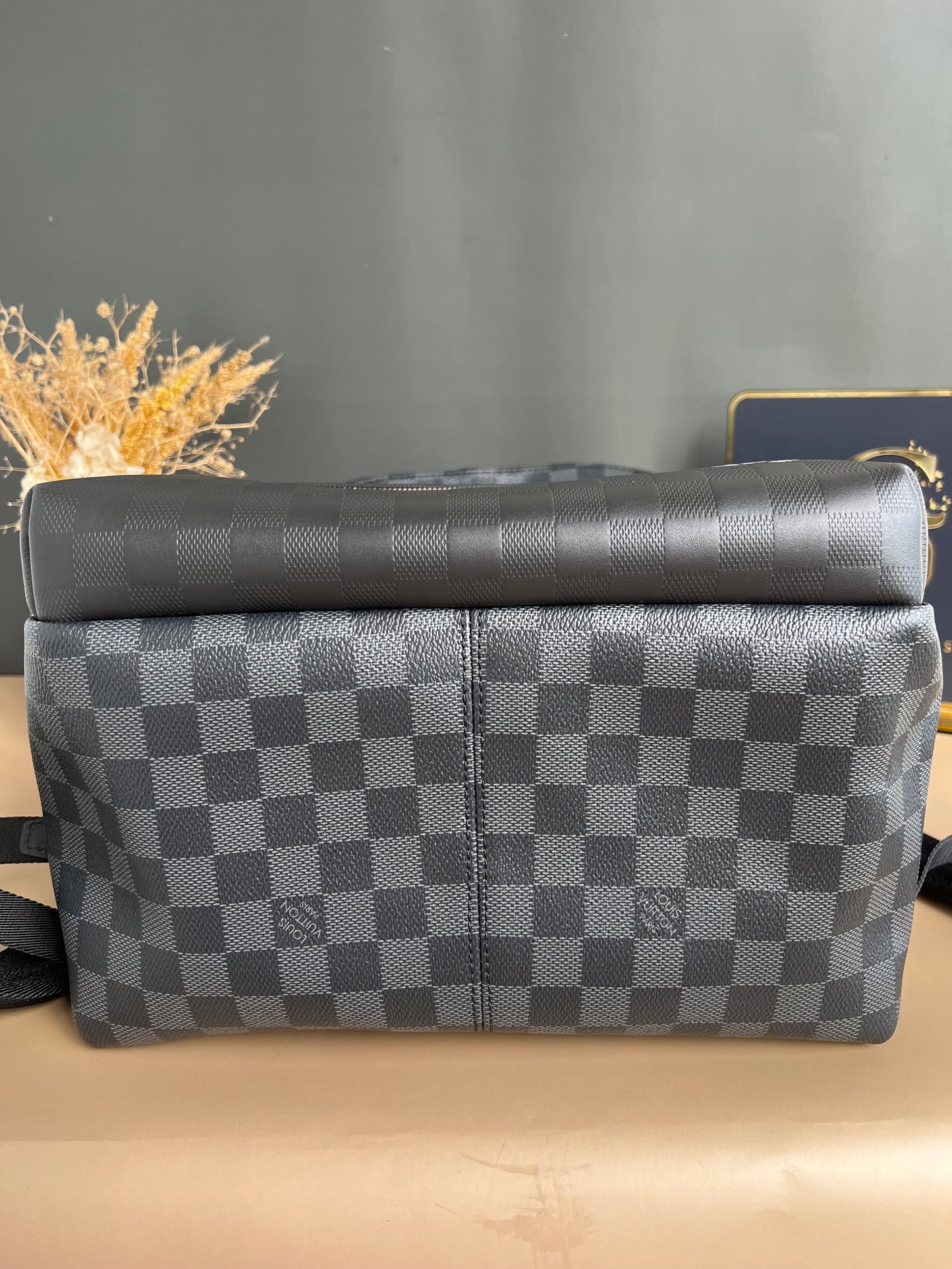 LOUIS VUITTON DISCOVERY BACKPACK BRANDNEW