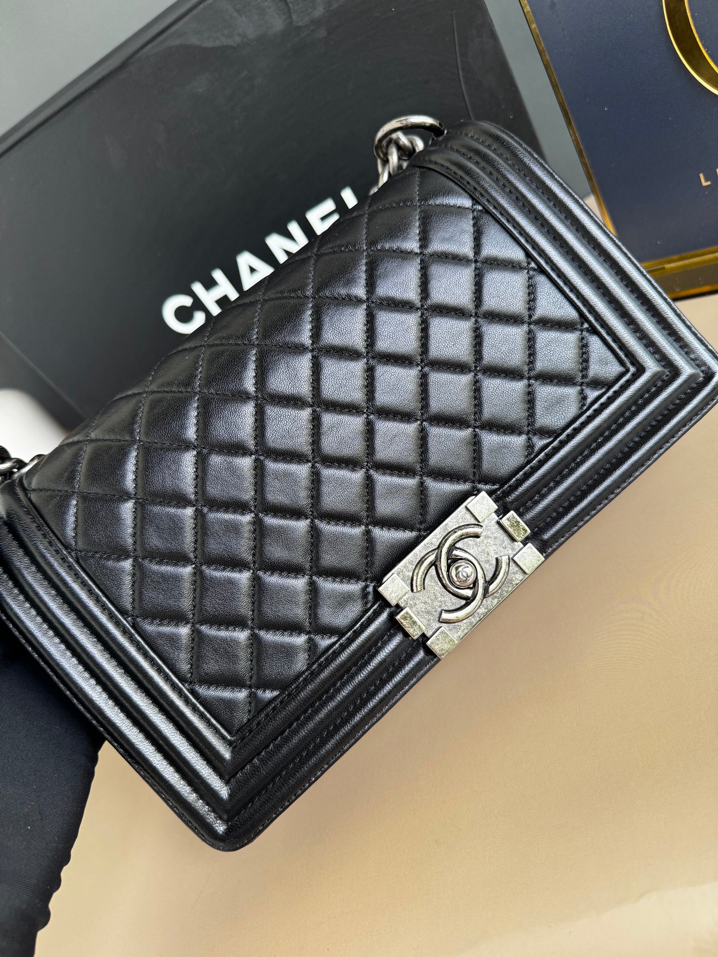 CHANEL LE BOY OLD MEDIUM