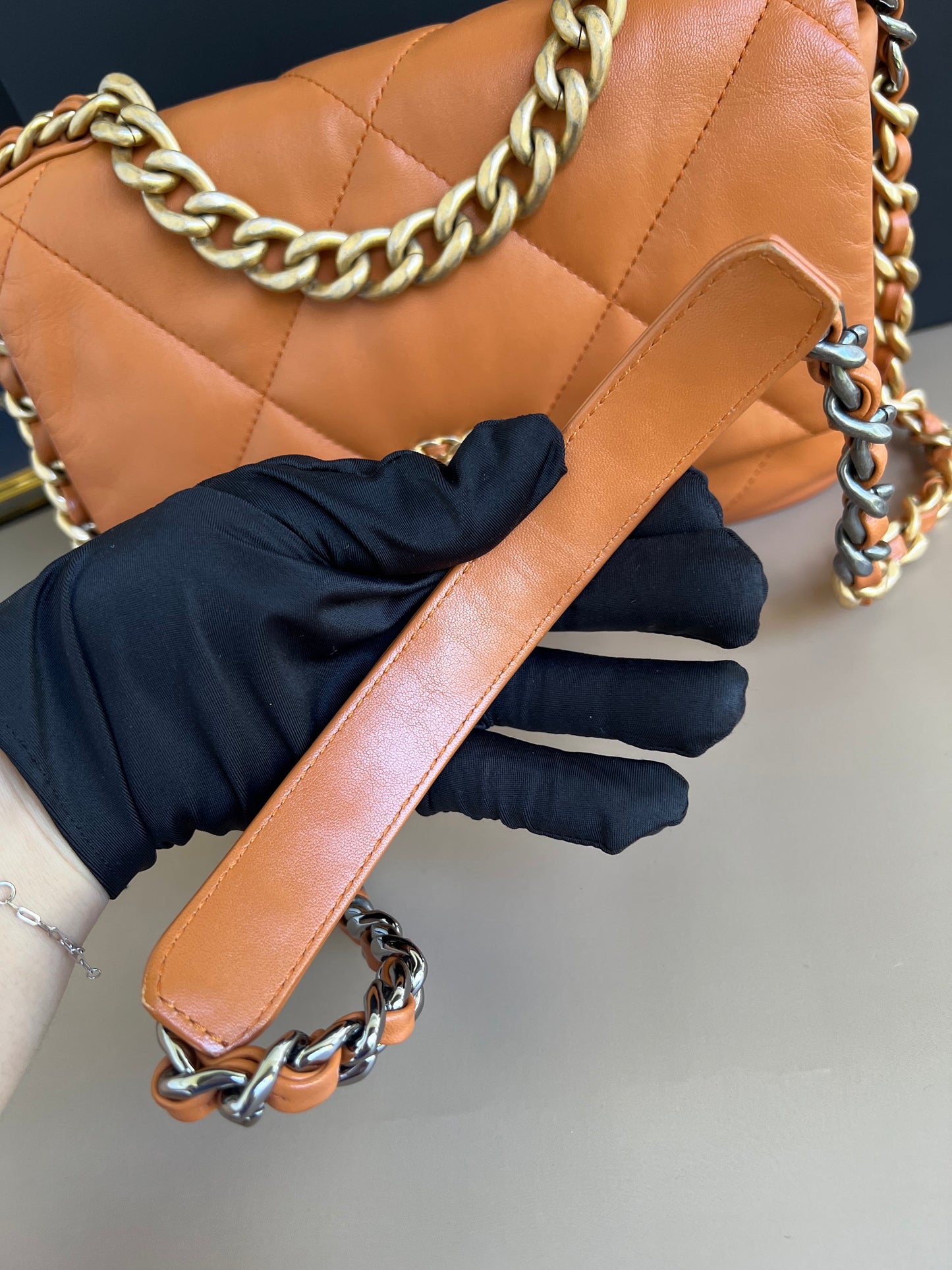 CHANEL C19 SMALL CARAMEL 21P