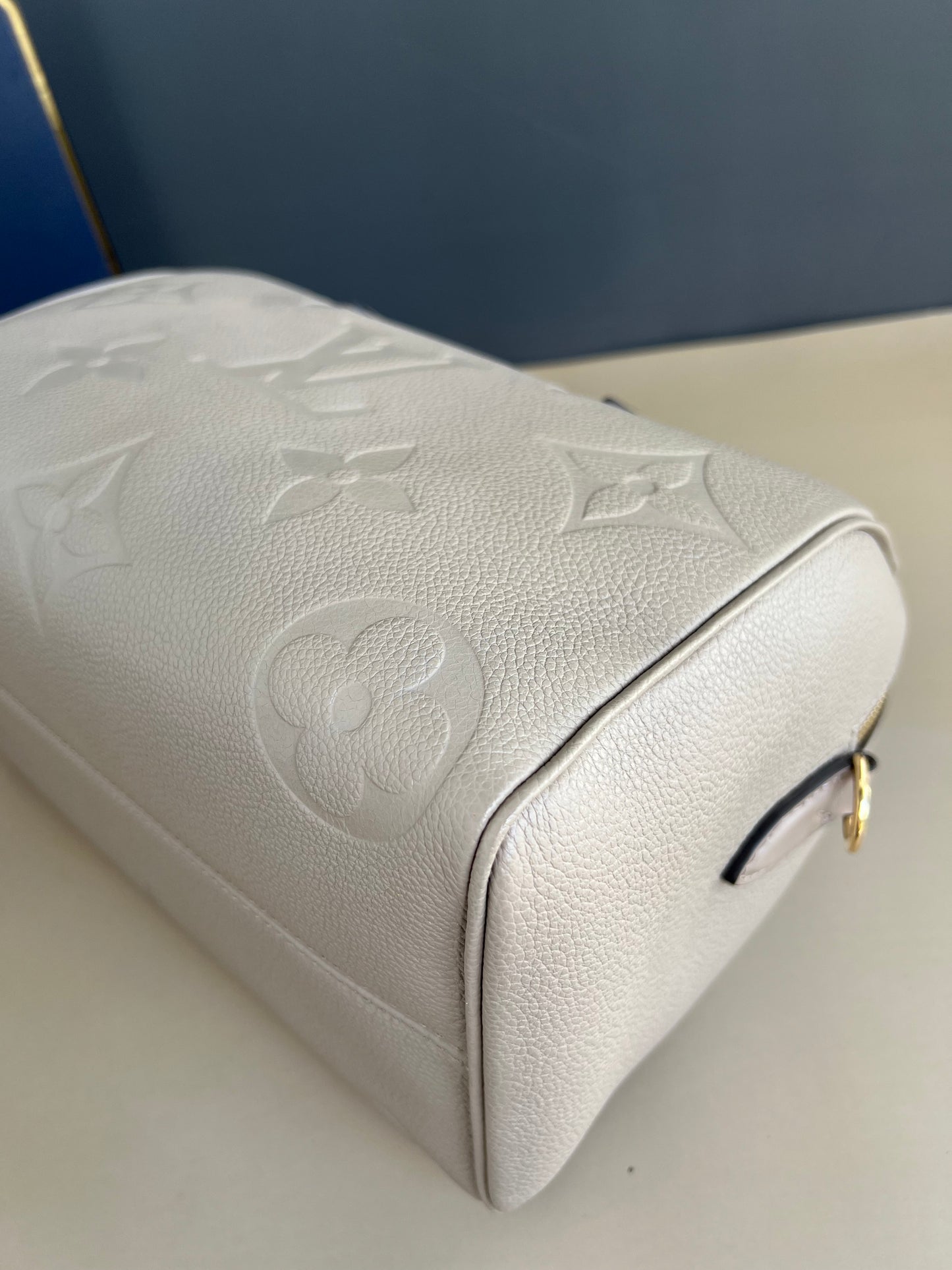 LOUIS VUITTON BANDOULIERE 25 EMPREIENTE