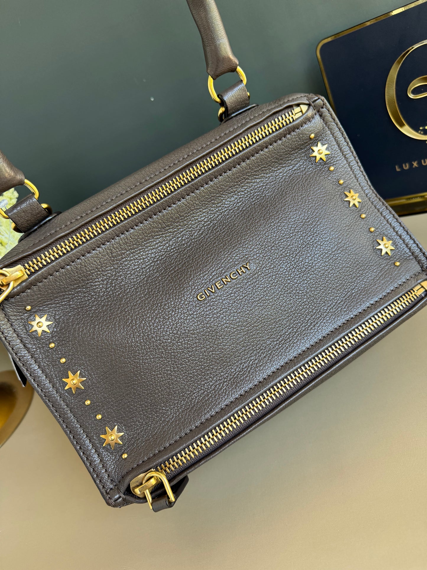 GIVENCHY SMALL PANDORA