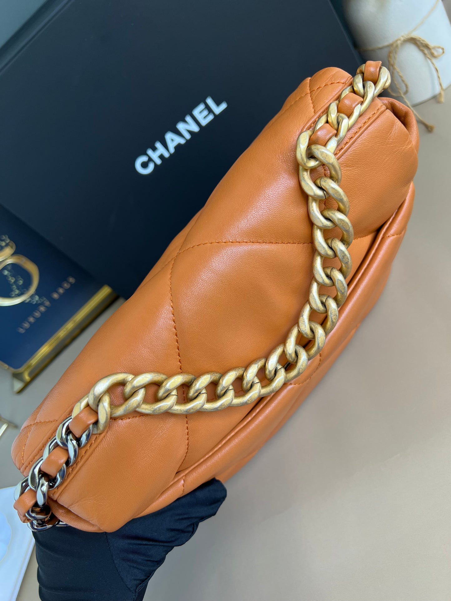 CHANEL C19 SMALL CARAMEL 21P