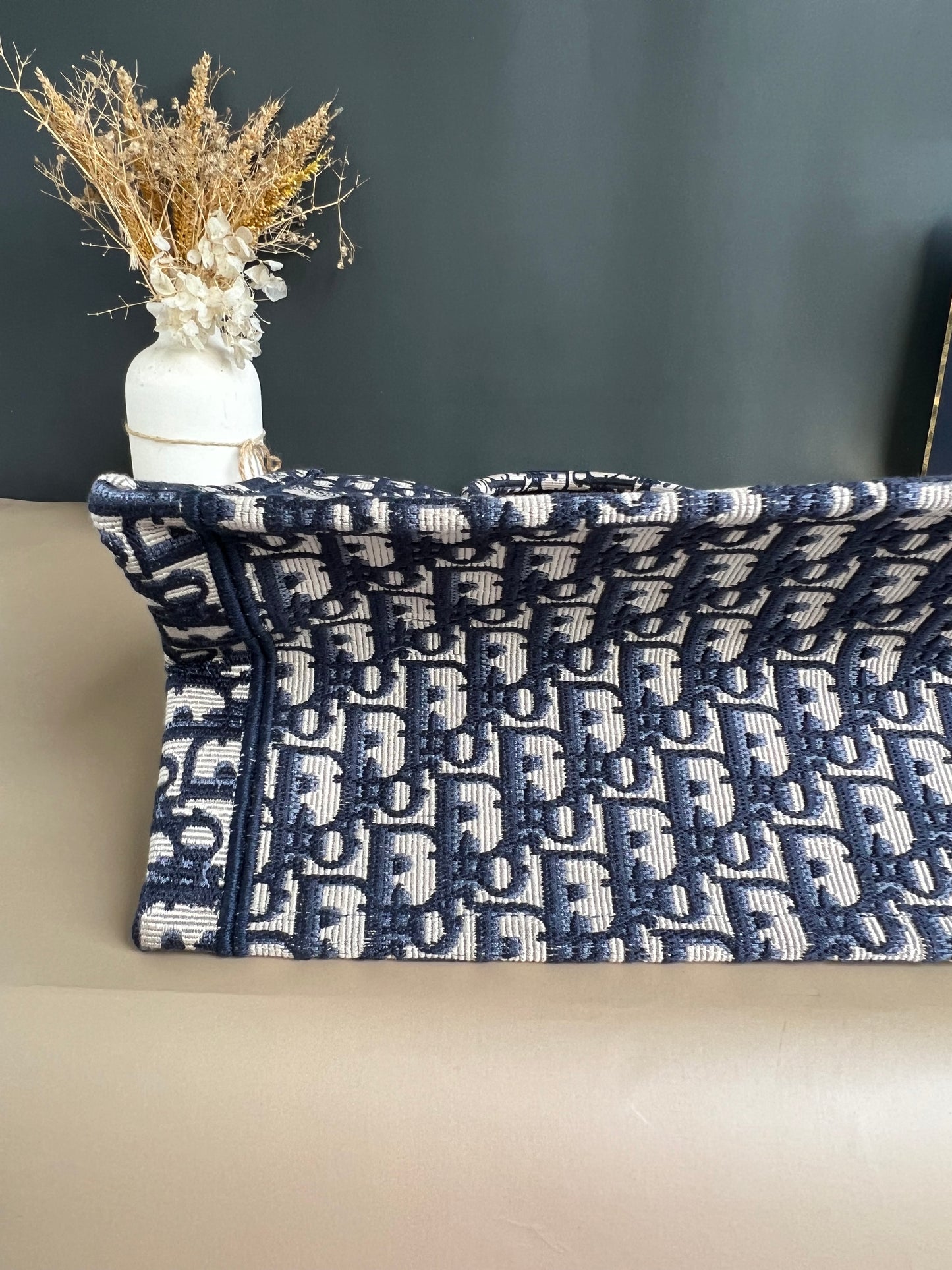 CHRISTIAN DIOR BOOKTOTE MEDIUM