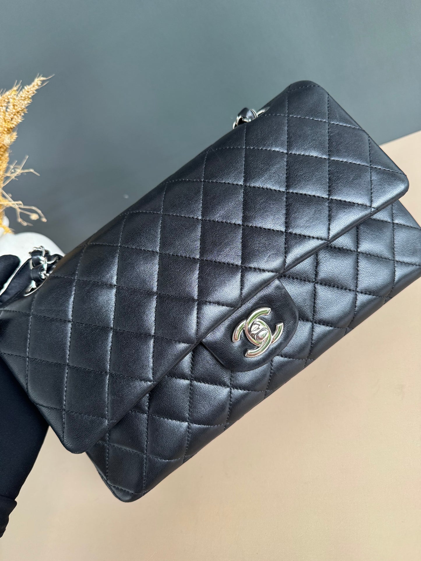 CHANEL CLASSIC MEDIUM DF
