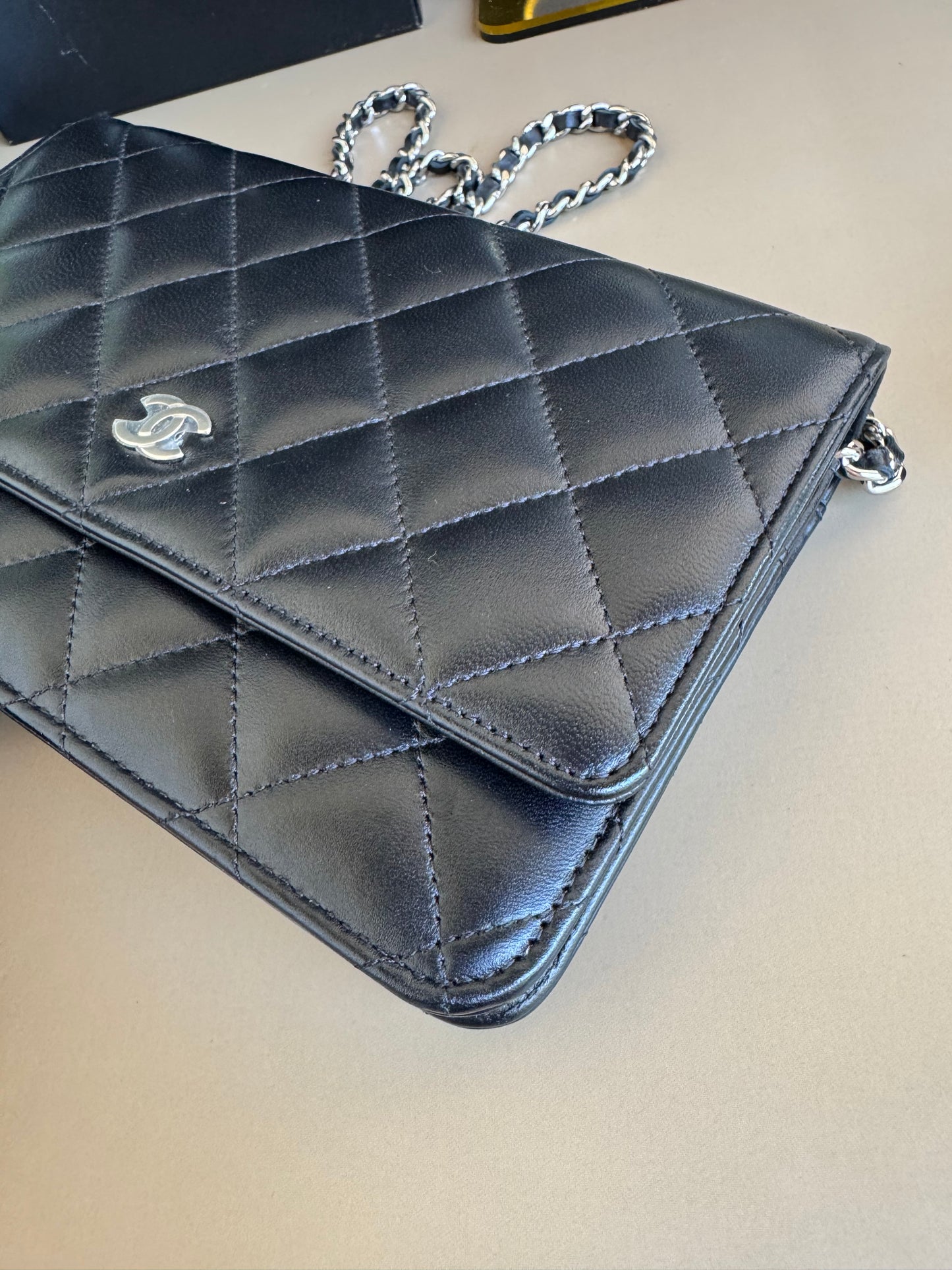 CHANEL WALLET ON CHAIN