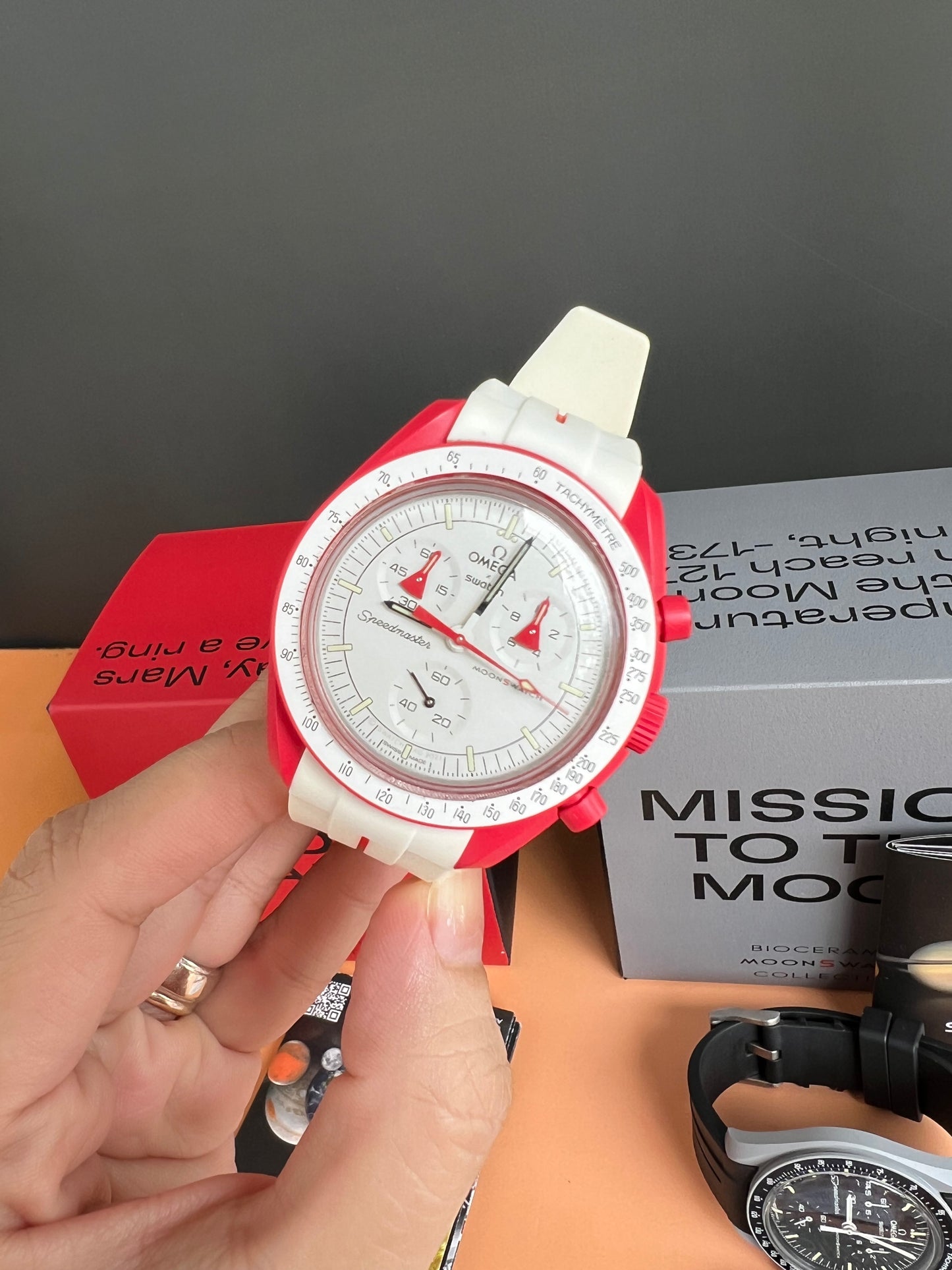 SWATCH X OMEGA MOONSWATCH