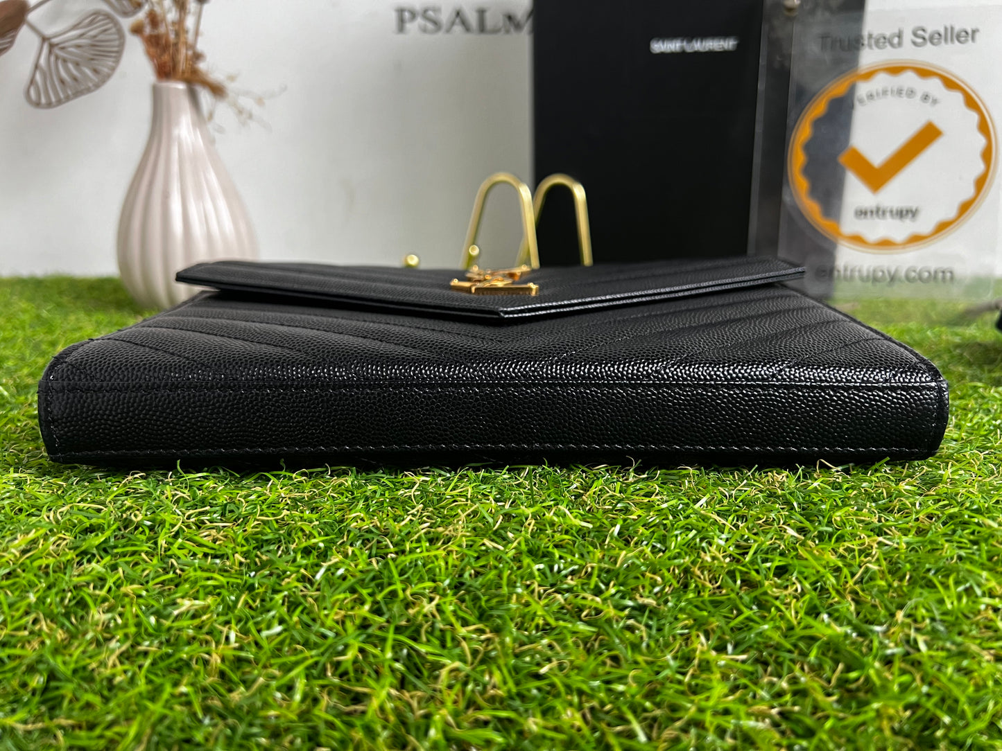 YSL WALLET ON CHAIN MEDIUM