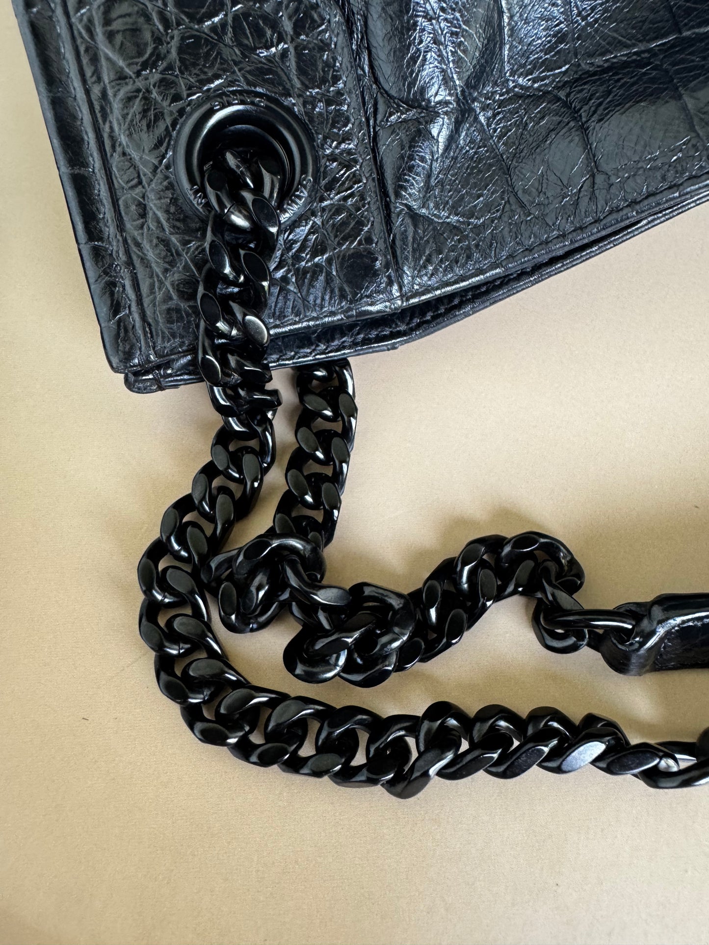 YSL NIKI SHOPPING IN CROCODILE EMBOSSED LEATHER