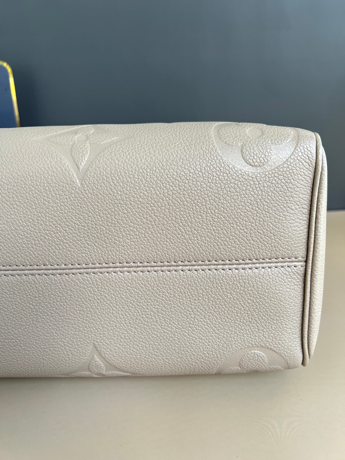 LOUIS VUITTON BANDOULIERE 25 EMPREIENTE