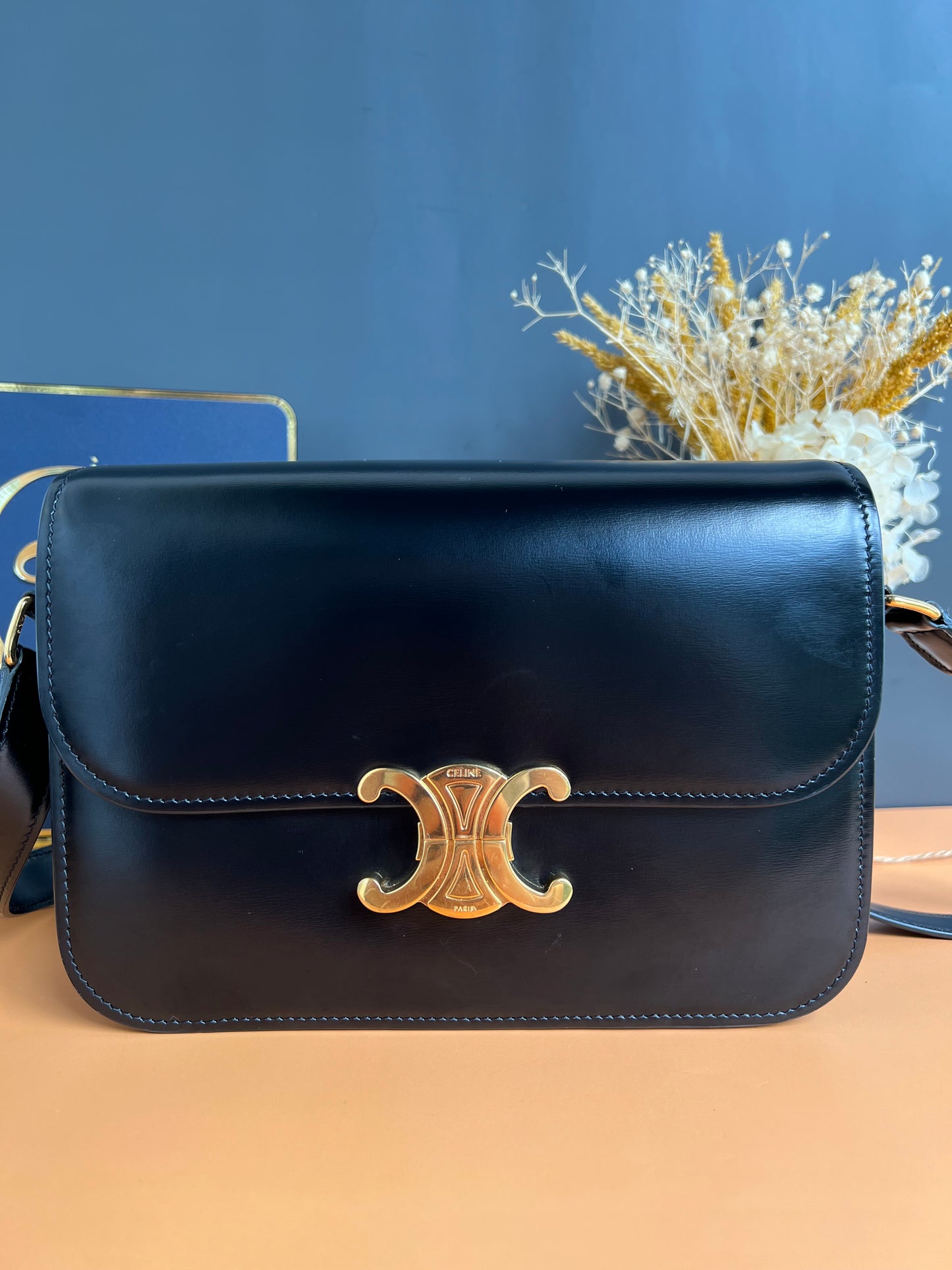 CELINE CLASSIC TRIOMPHE