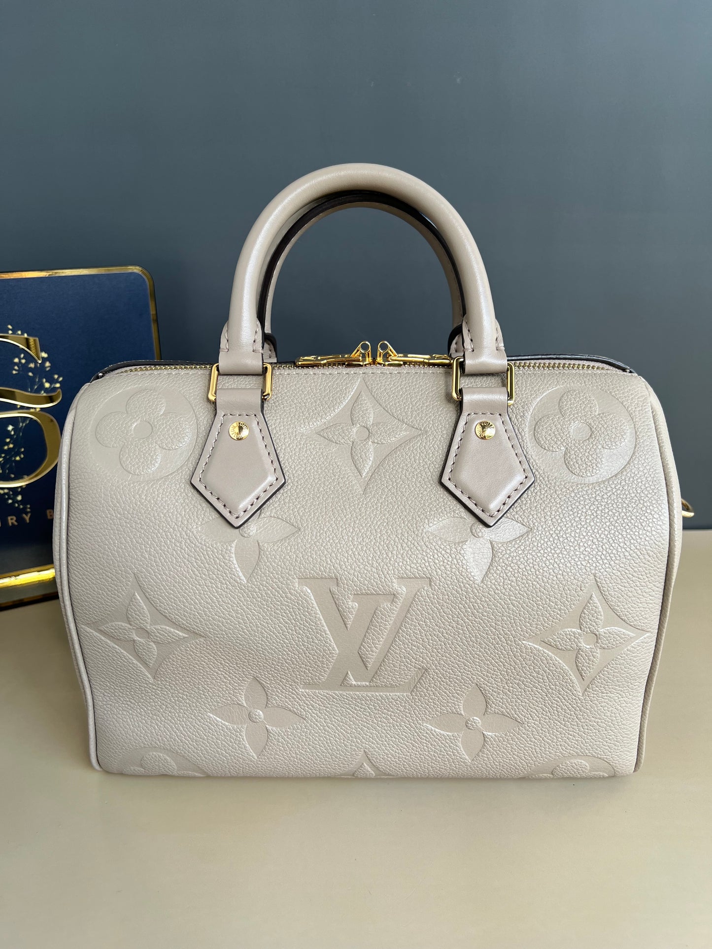 LOUIS VUITTON BANDOULIERE 25 EMPREIENTE