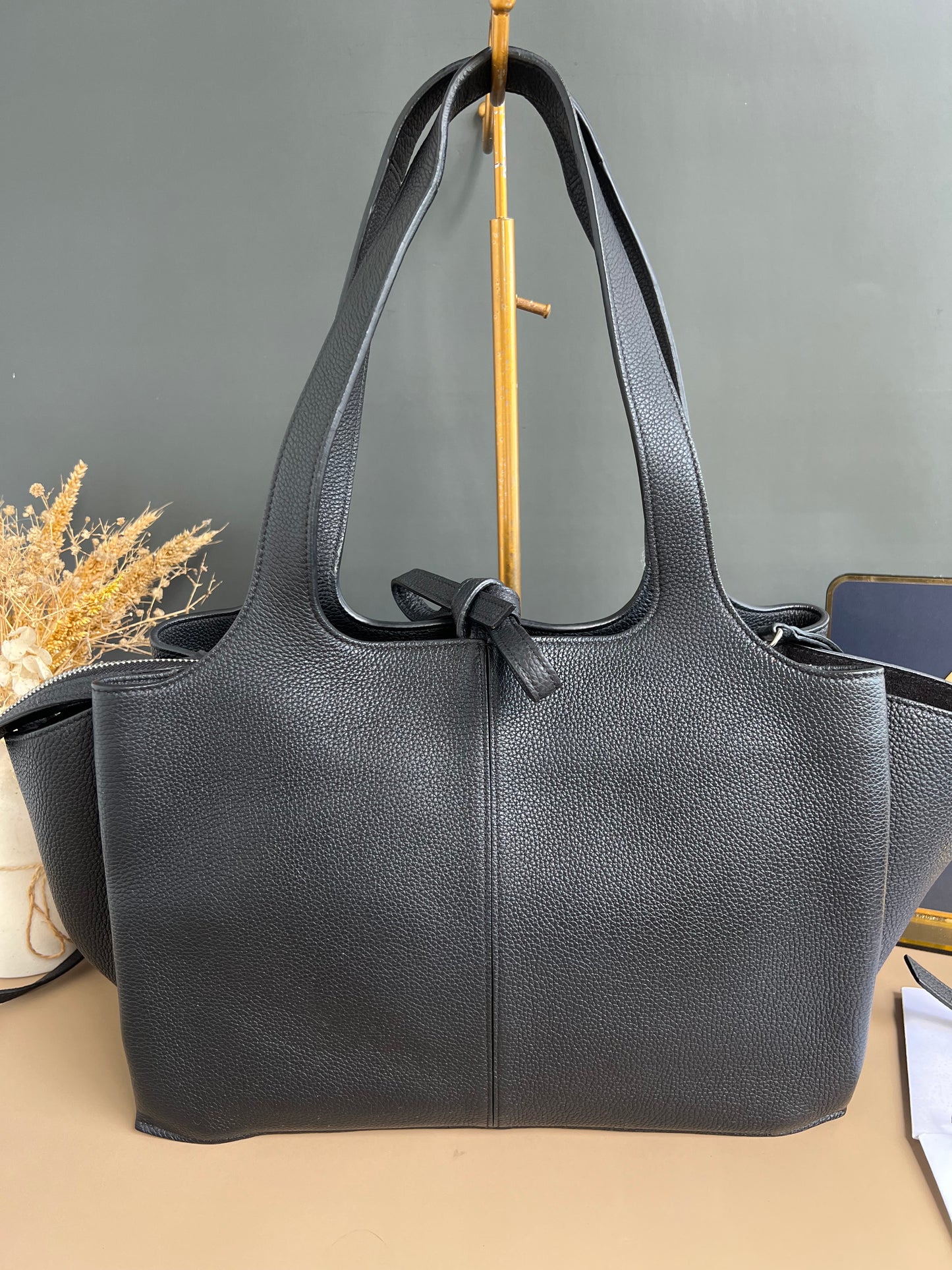 CELINE TRI FOLD LEATHER TOTE BAG