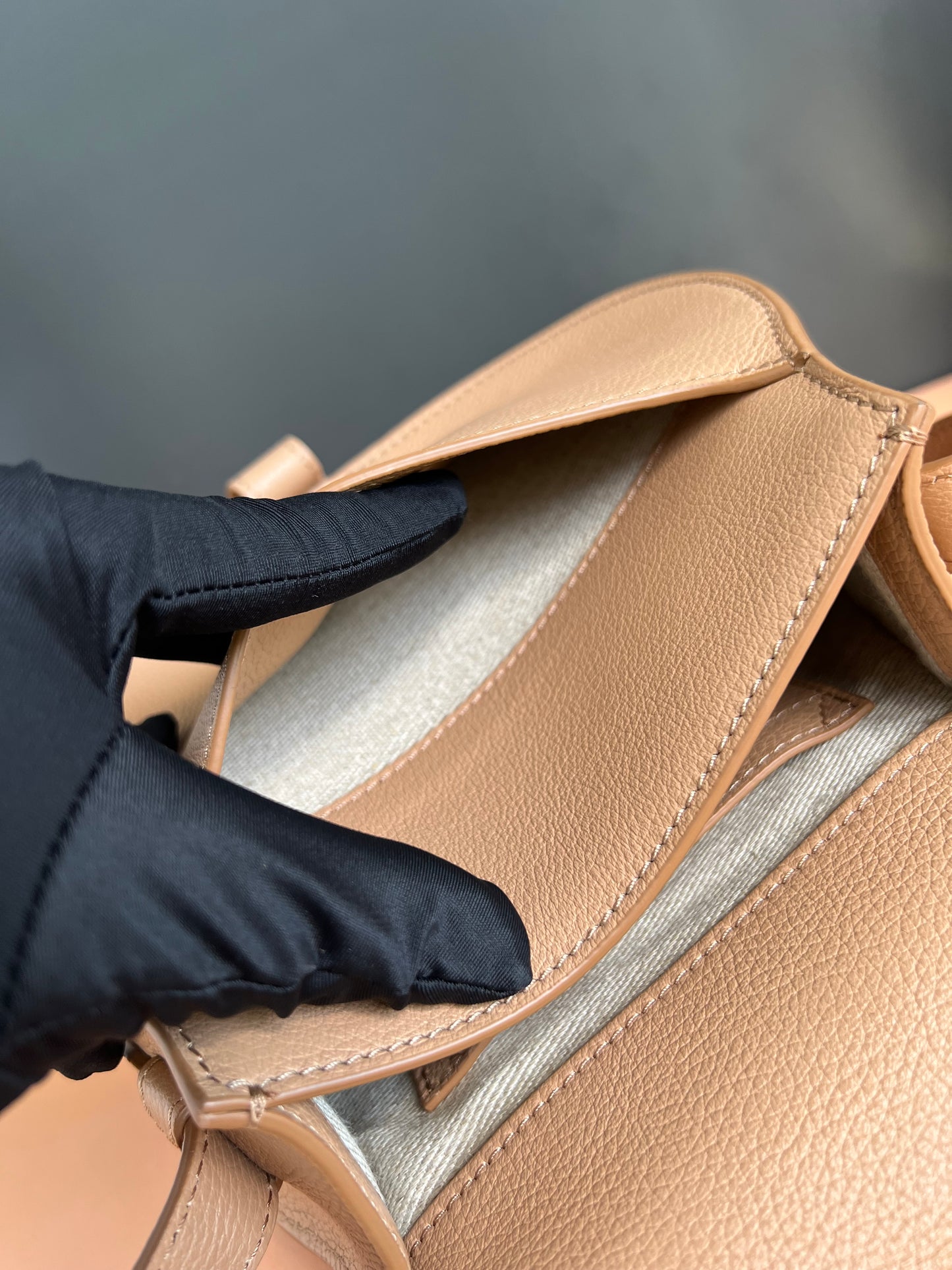 CHLOE MARCIE ROUND CROSSBODY BAG