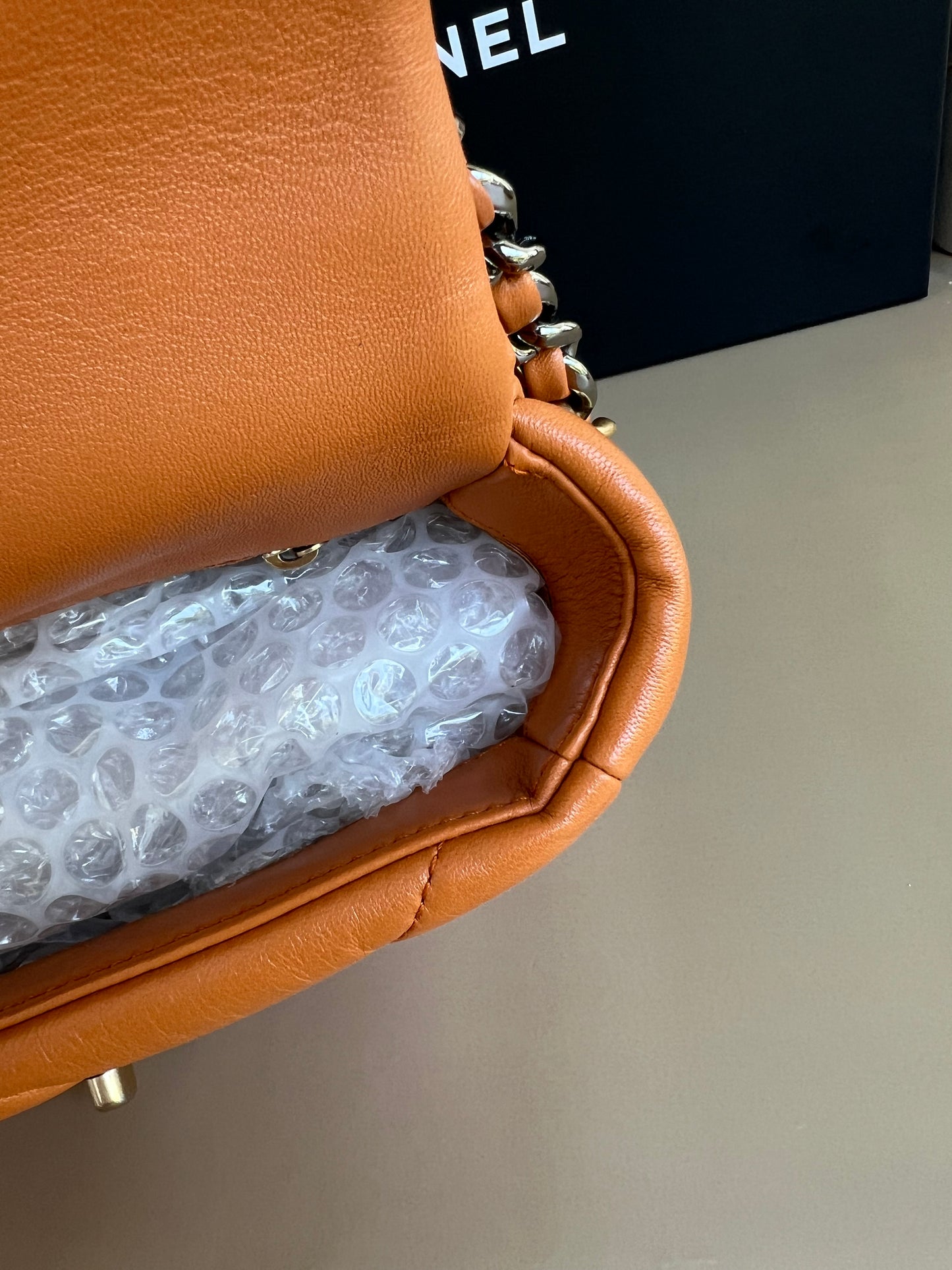 CHANEL C19 SMALL CARAMEL 21P