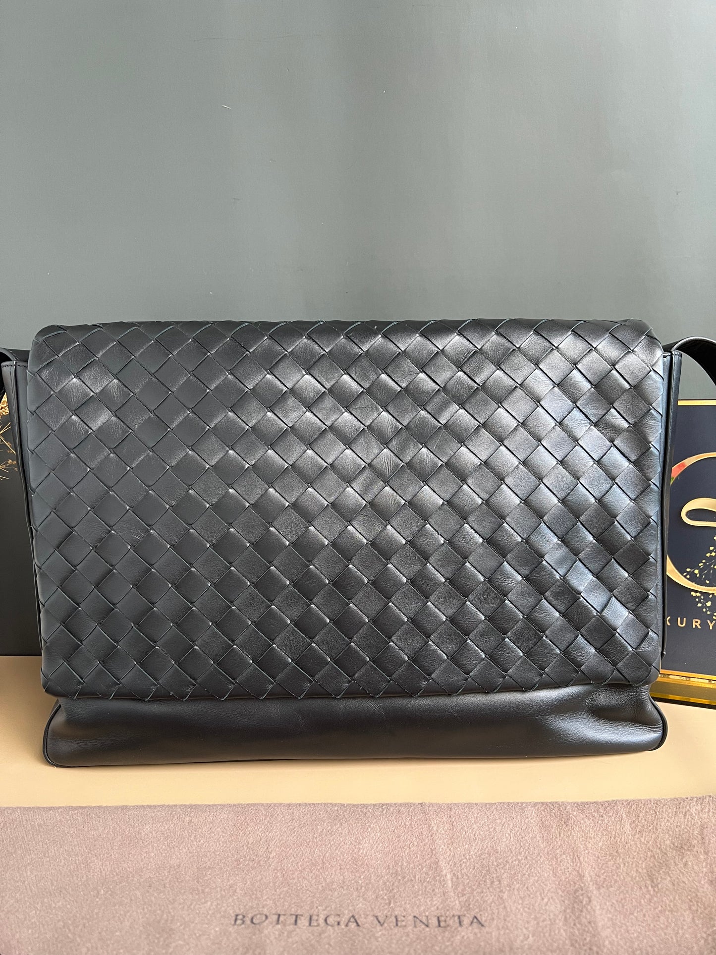 BOTTEGA VENETTA MESSENGER BAG