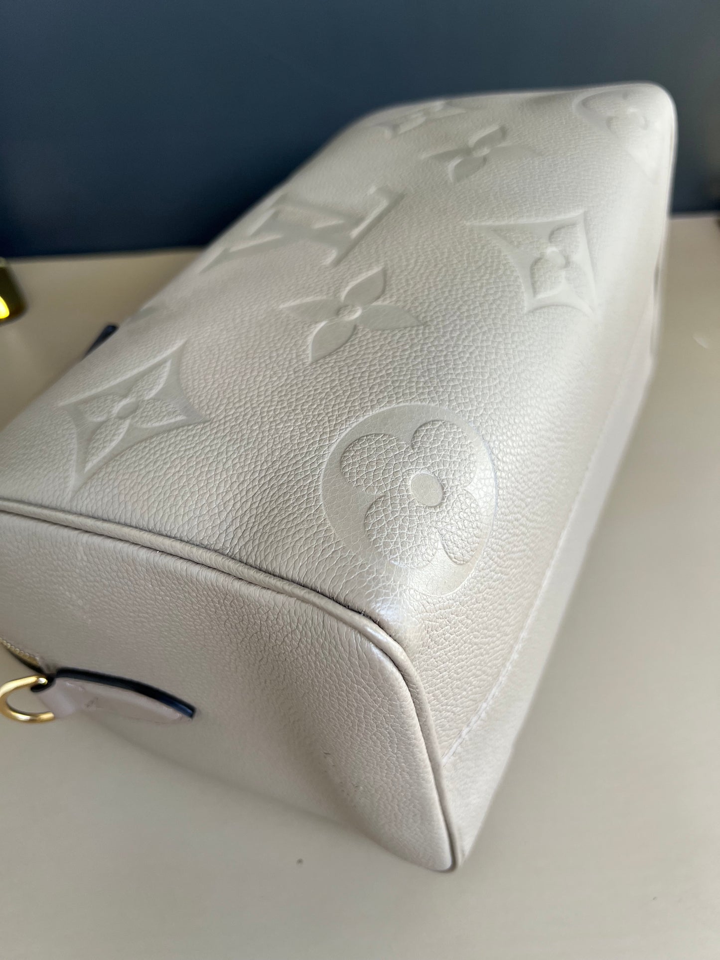 LOUIS VUITTON BANDOULIERE 25 EMPREIENTE