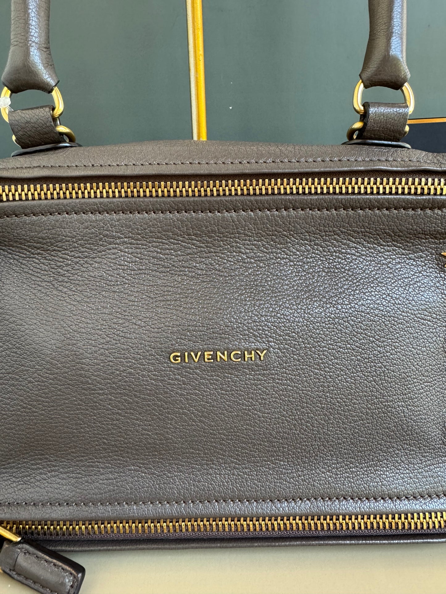 GIVENCHY SMALL PANDORA