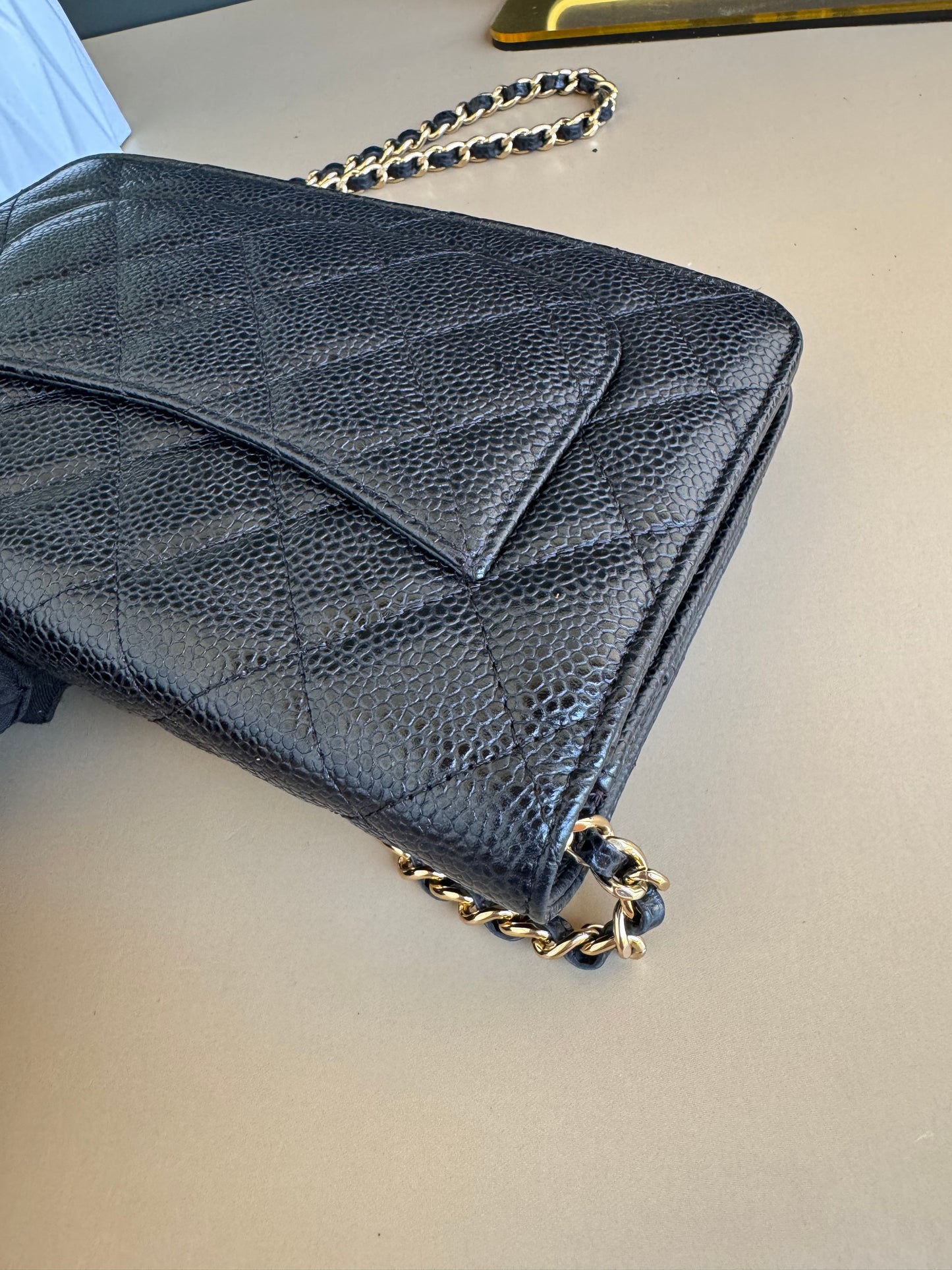 CHANEL WALLET ON CHAIN