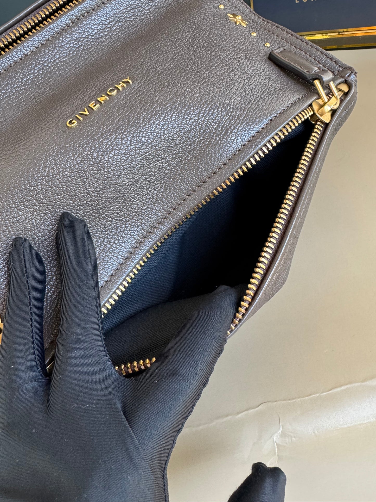 GIVENCHY SMALL PANDORA