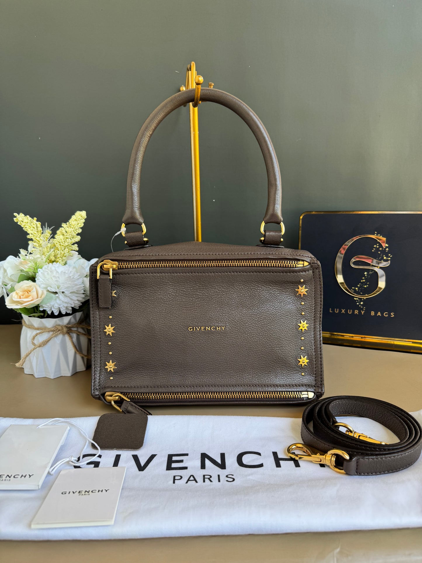 GIVENCHY SMALL PANDORA