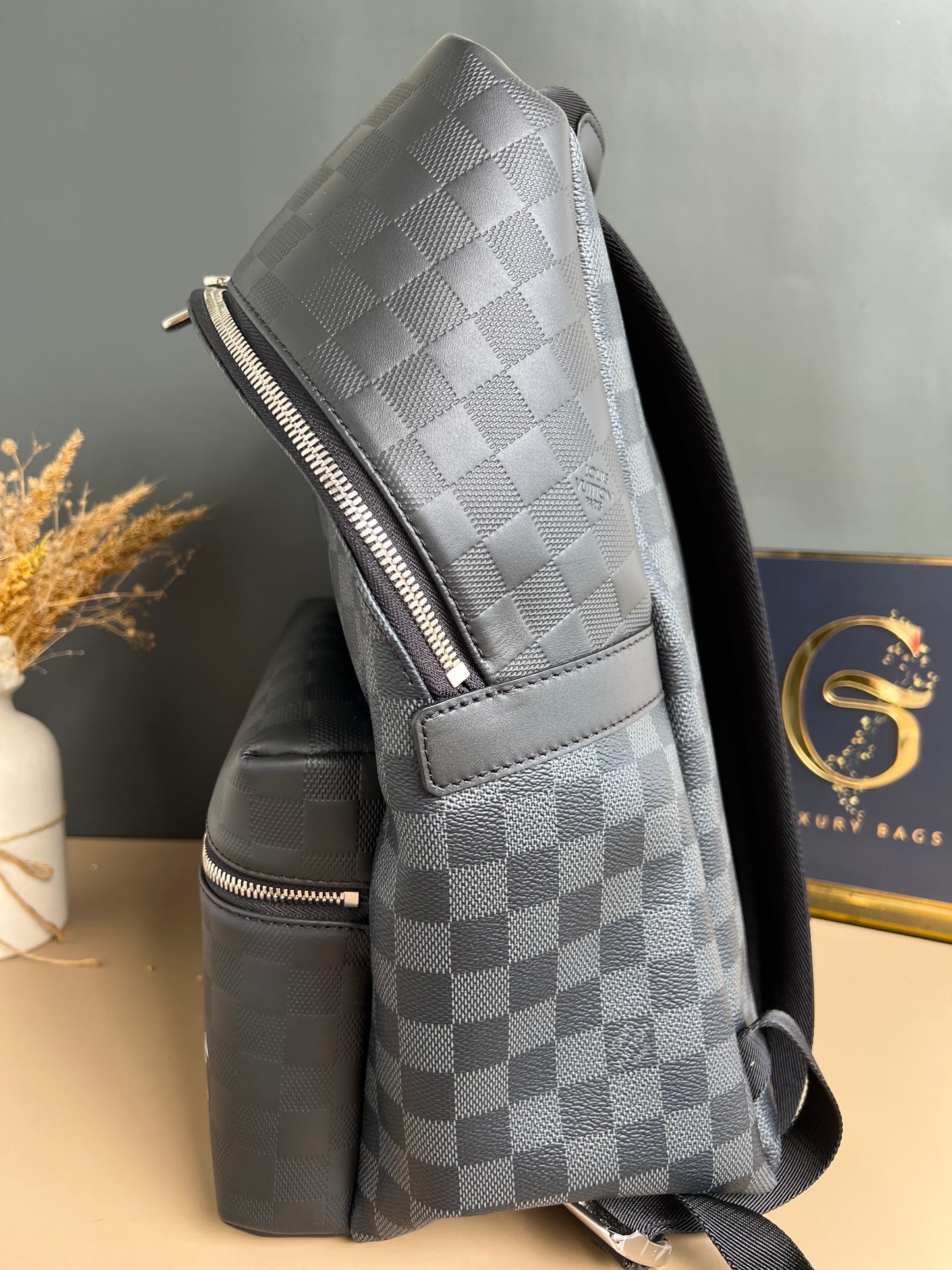 LOUIS VUITTON DISCOVERY BACKPACK BRANDNEW