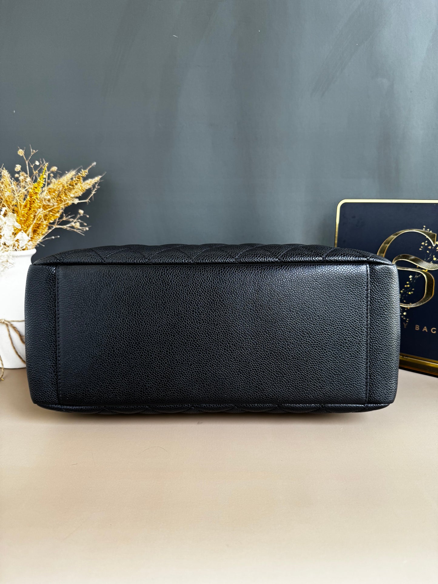 CHANEL GST BLACK
