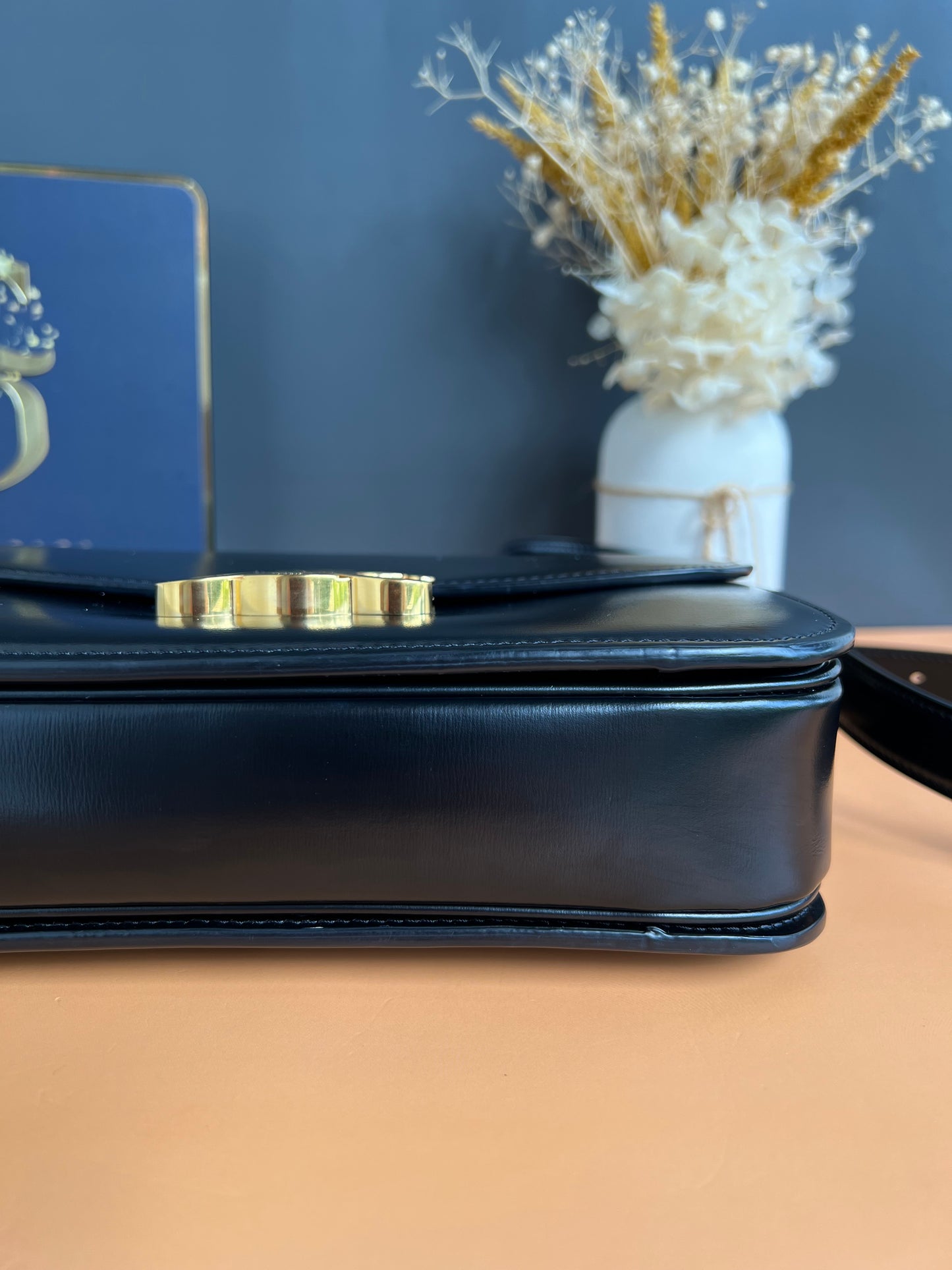 CELINE CLASSIC TRIOMPHE