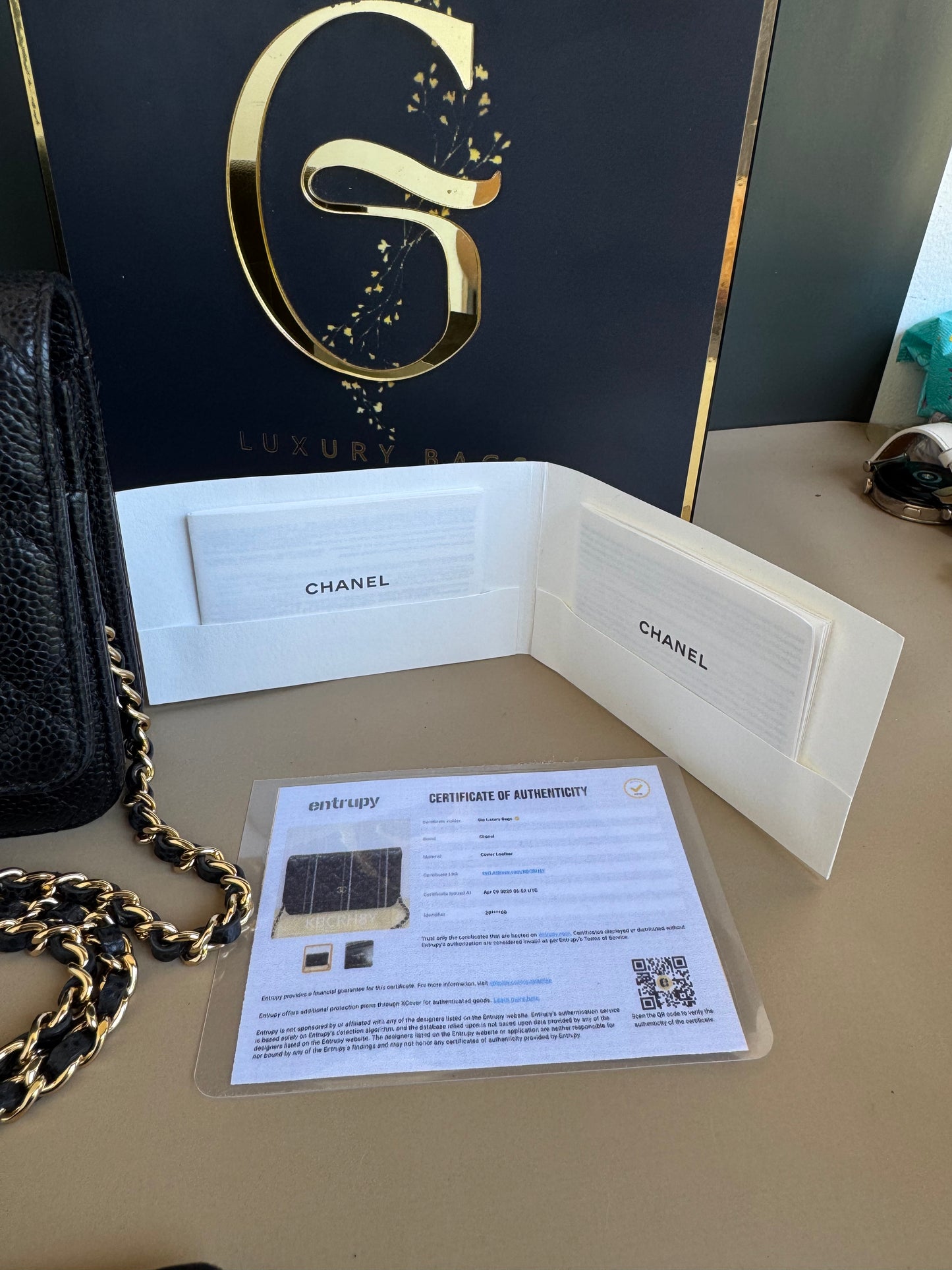 CHANEL WALLET ON CHAIN
