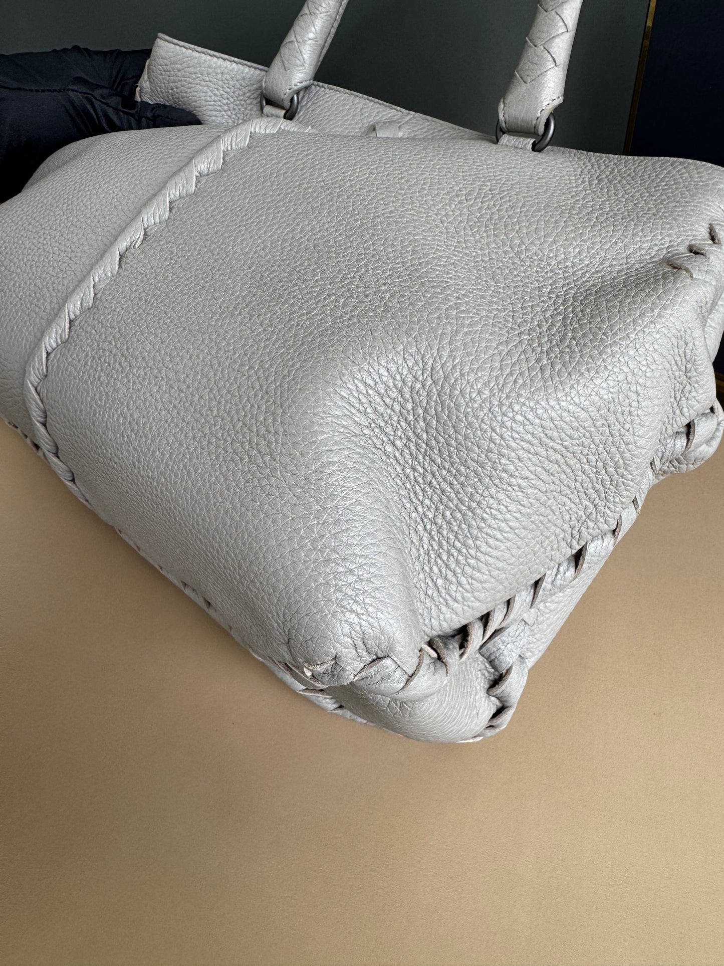 BOTTEGA VENETA 2 WAY TOTE