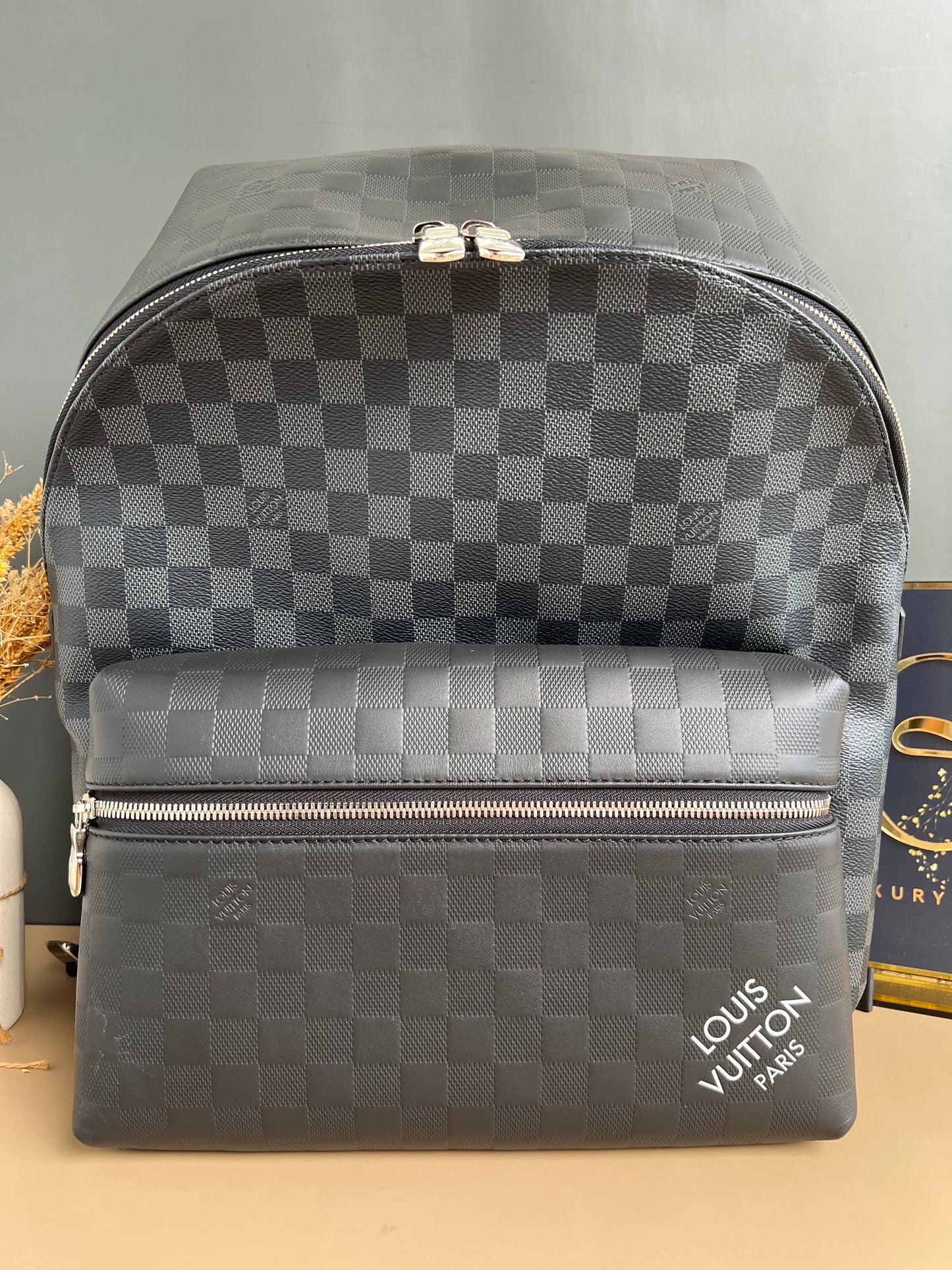 LOUIS VUITTON DISCOVERY BACKPACK BRANDNEW