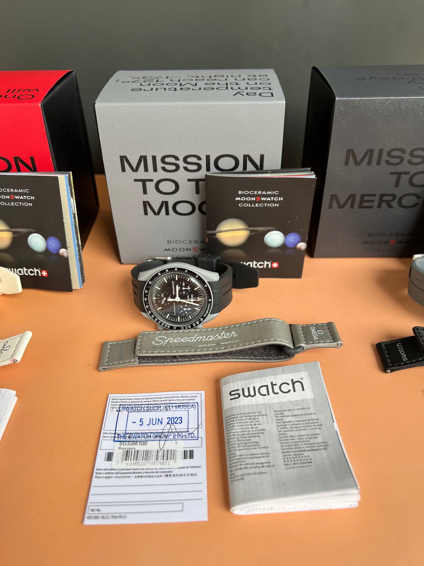 SWATCH X OMEGA MOONSWATCH