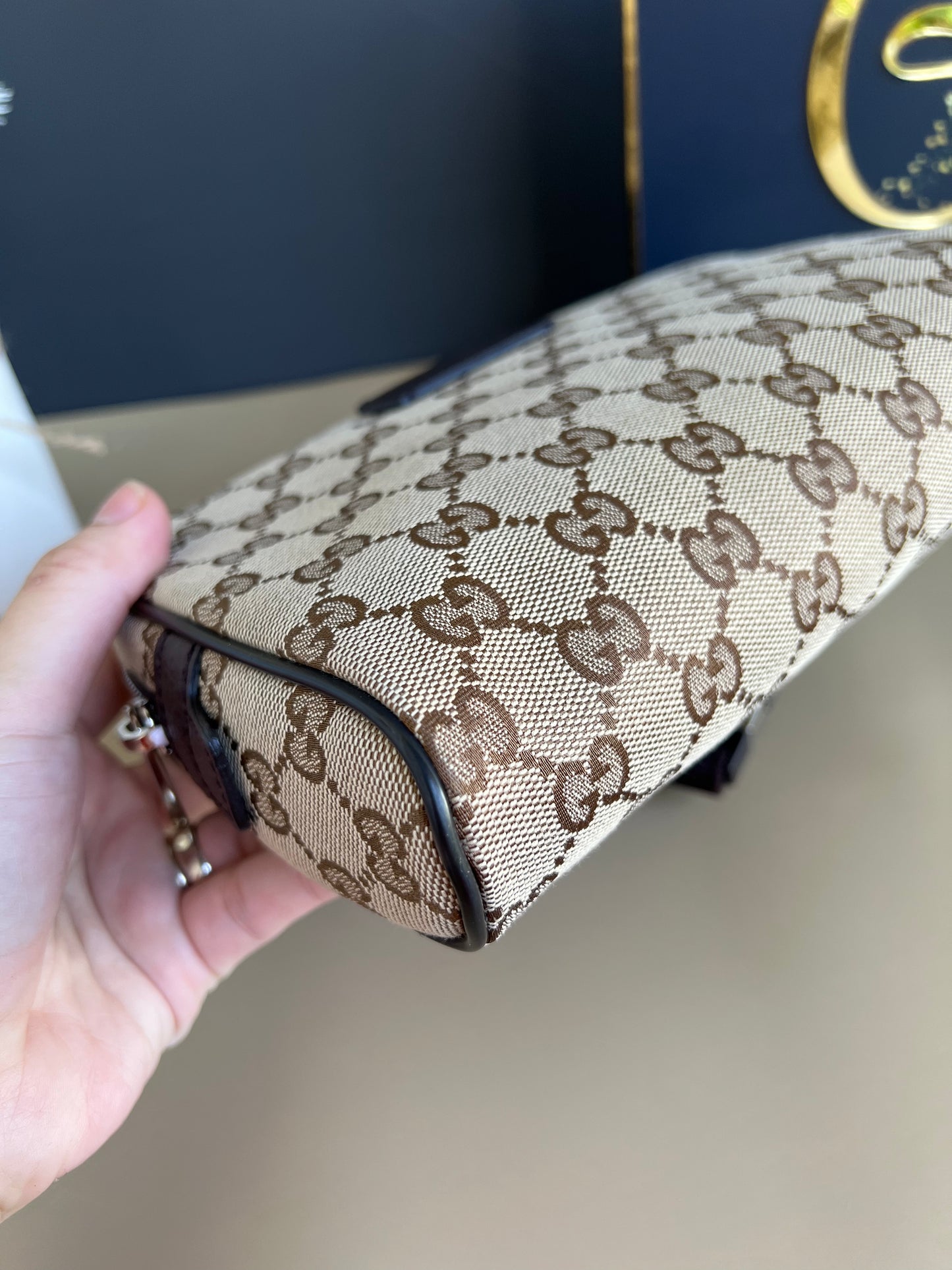GUCCI CANVAS BELTBAG