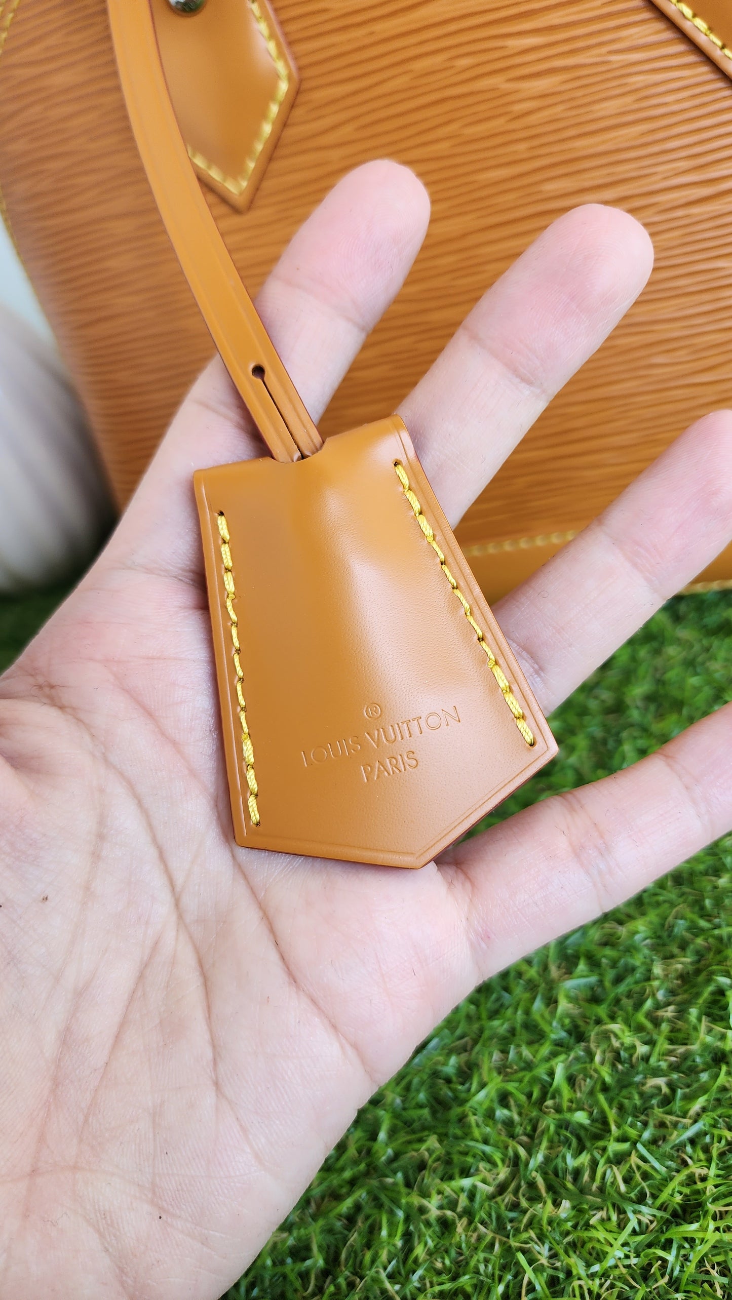 LOUIS VUITTON BB ALMA EPI CARAMEL